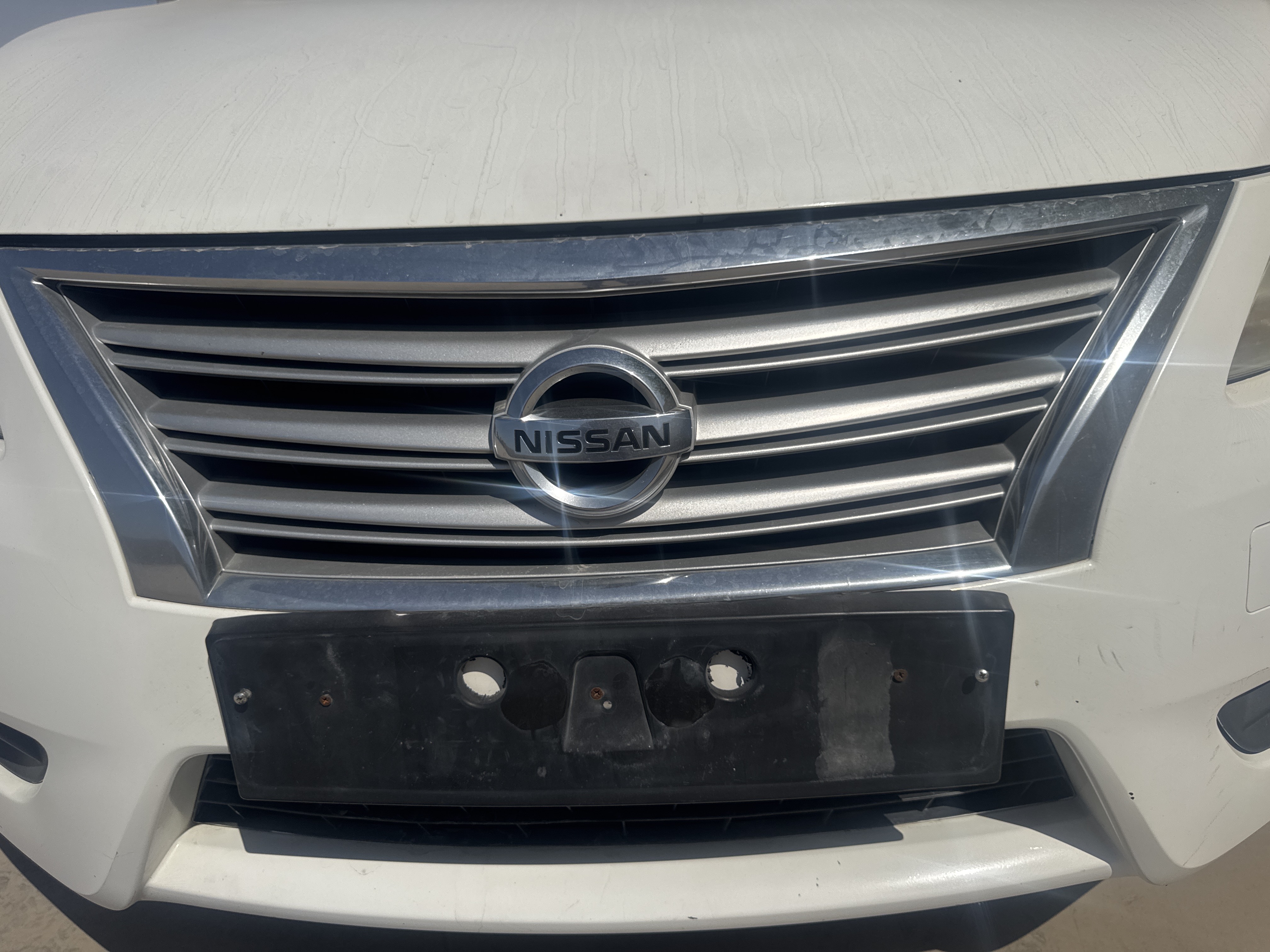 SEV-003-Nissan-Sentra-Sedans-inspection-Exterior-Front-grille-and-bumper-1