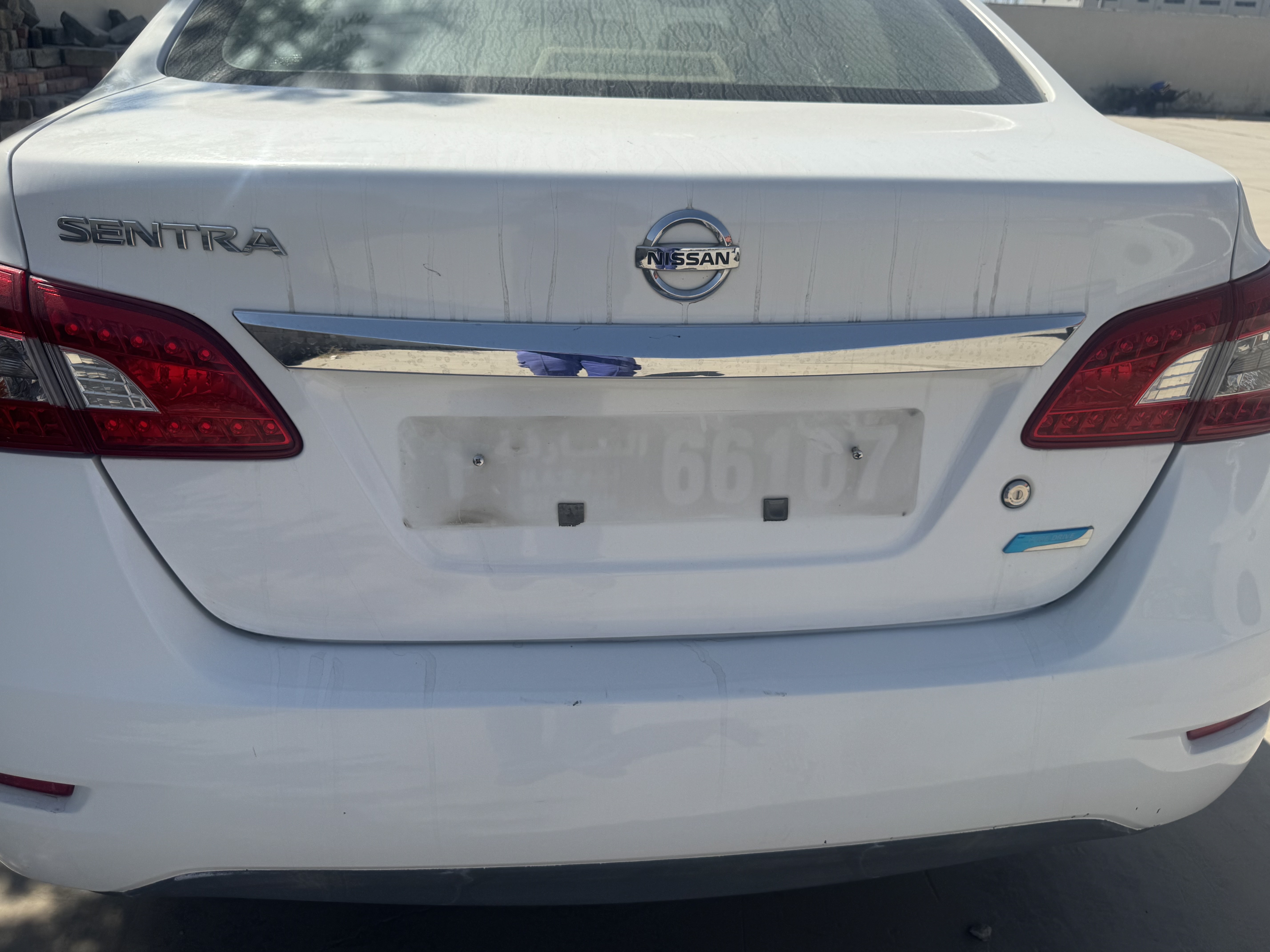 SEV-003-Nissan-Sentra-Sedans-inspection-Exterior-Boot-door-1