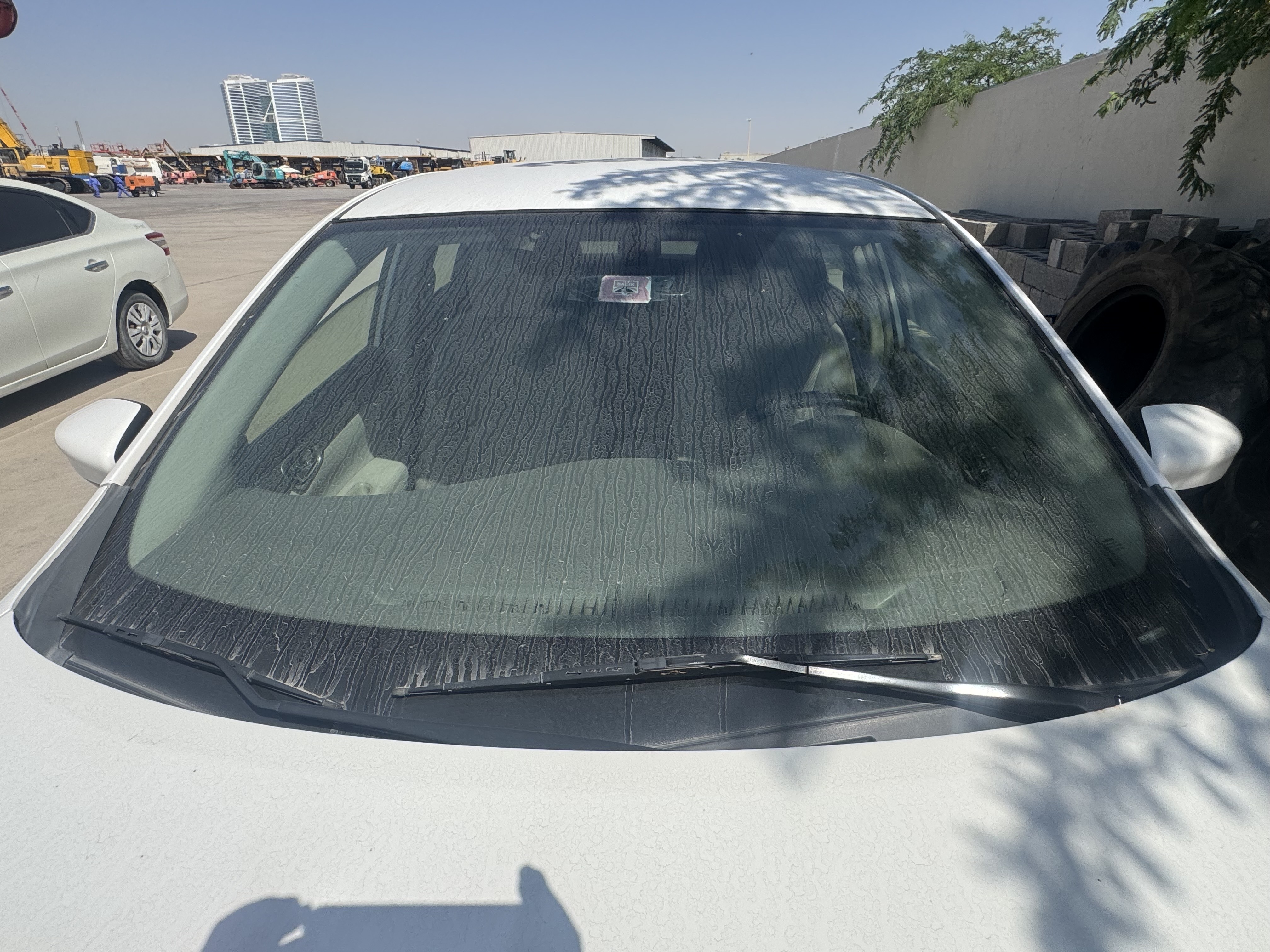SEV-003-Nissan-Sentra-Sedans-inspection-Exterior-Front-windshield-1