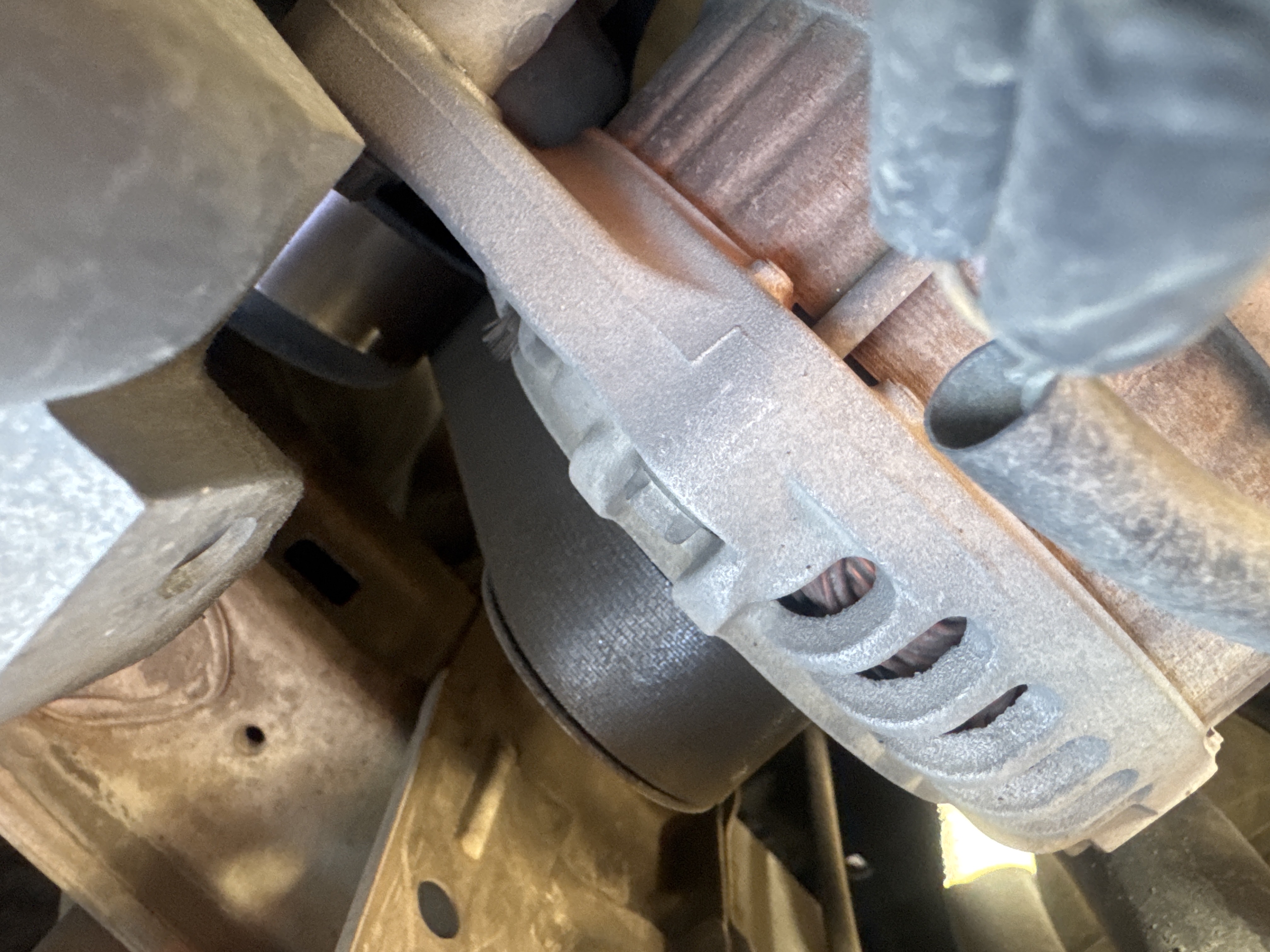 SEV-003-Nissan-Sentra-Sedans-inspection-Engine-Engine-belt-1