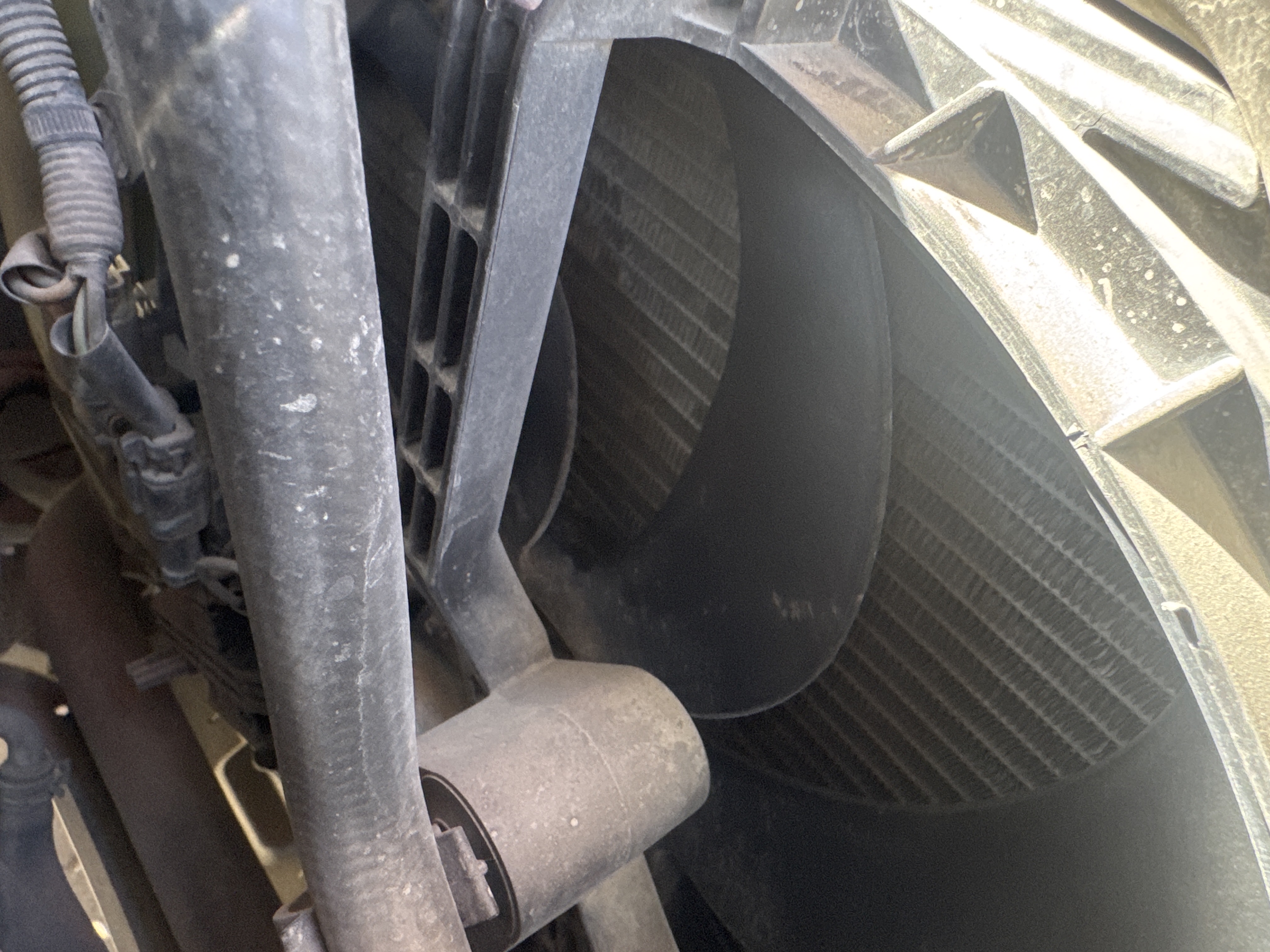 SEV-003-Nissan-Sentra-Sedans-inspection-Engine-Radiator-1