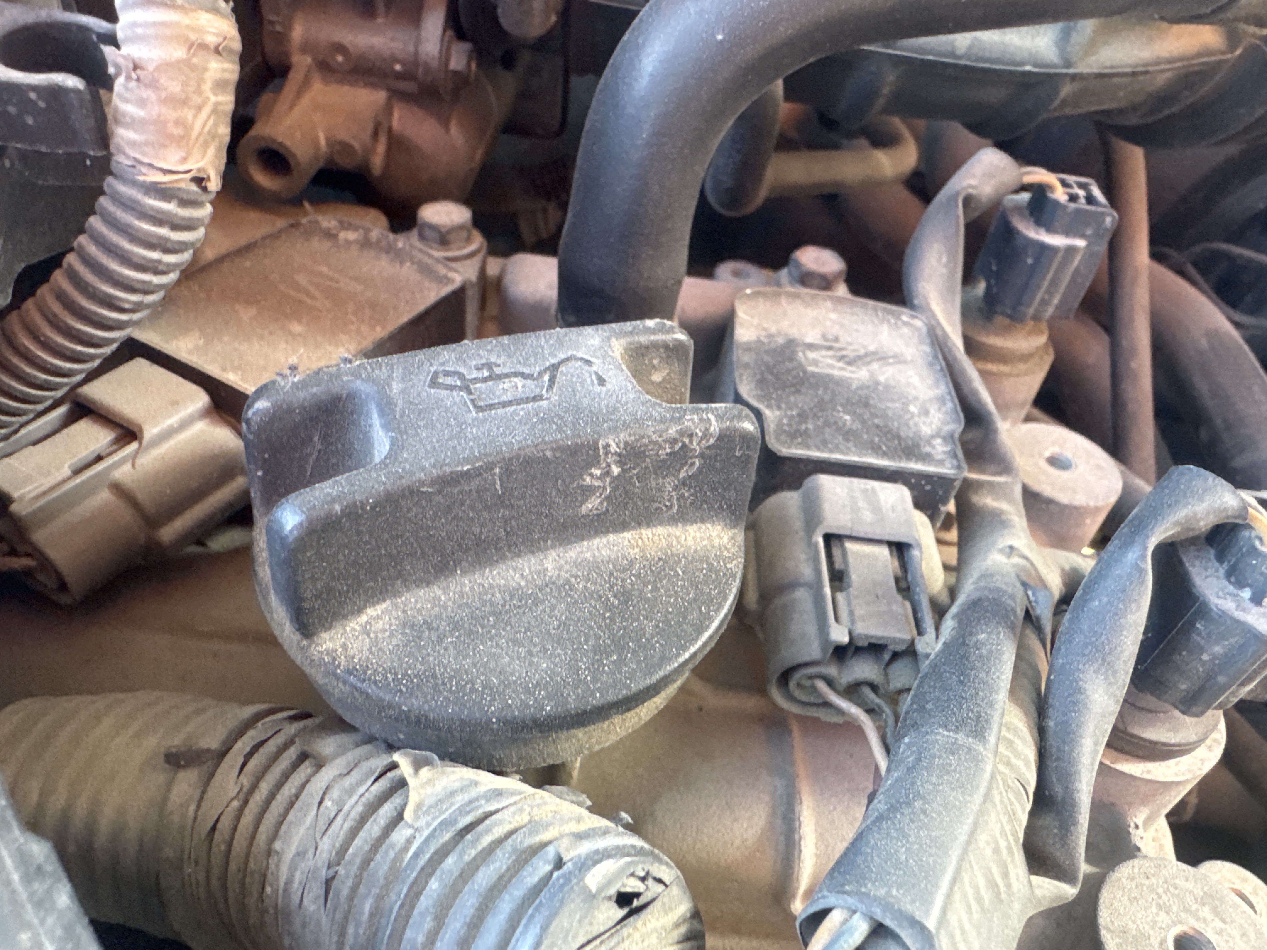 SEV-003-Nissan-Sentra-Sedans-inspection-Engine-Engine-oil-leaks-1