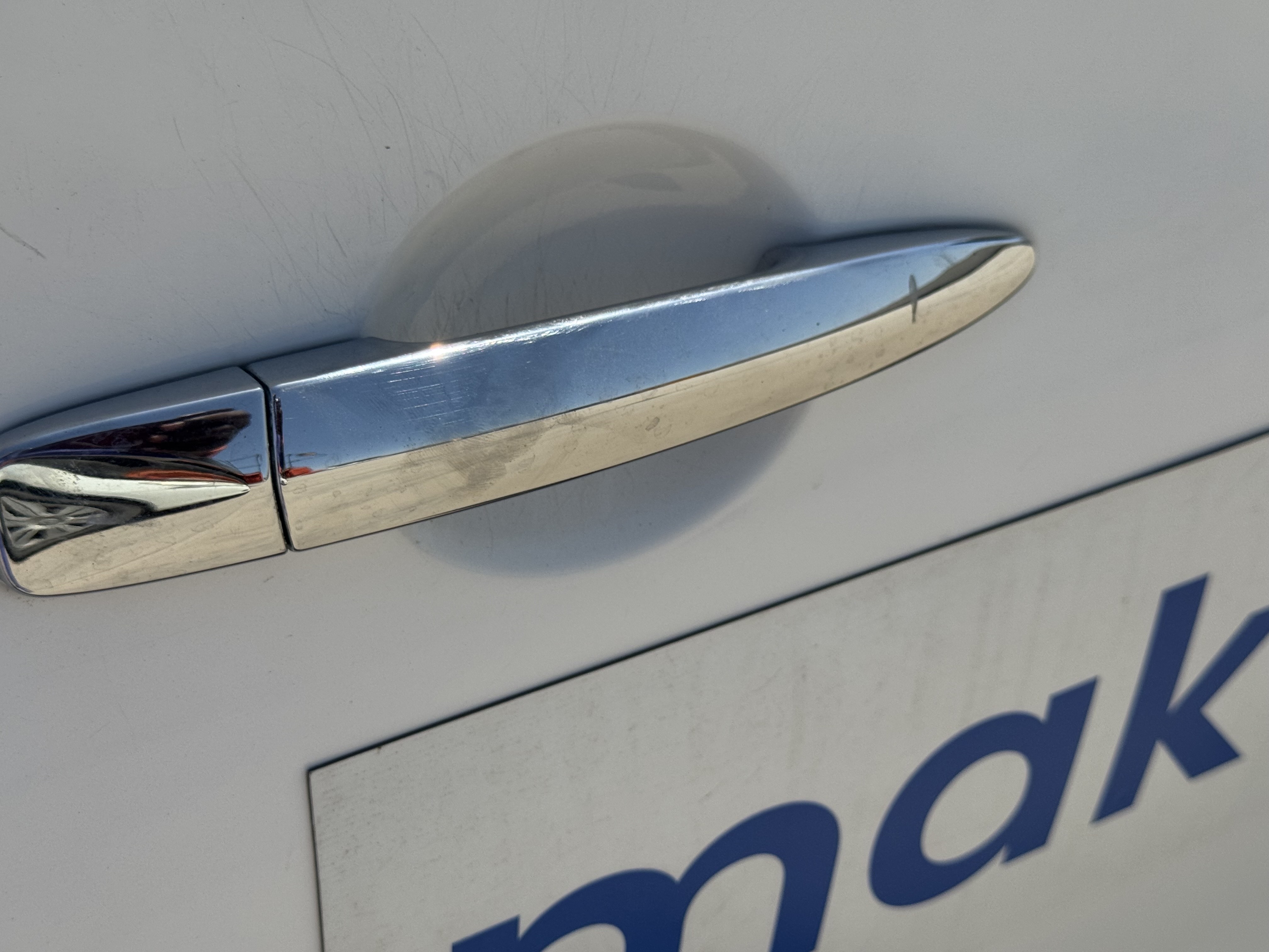 SEV-003-Nissan-Sentra-Sedans-inspection-Interior-Door-handles-1