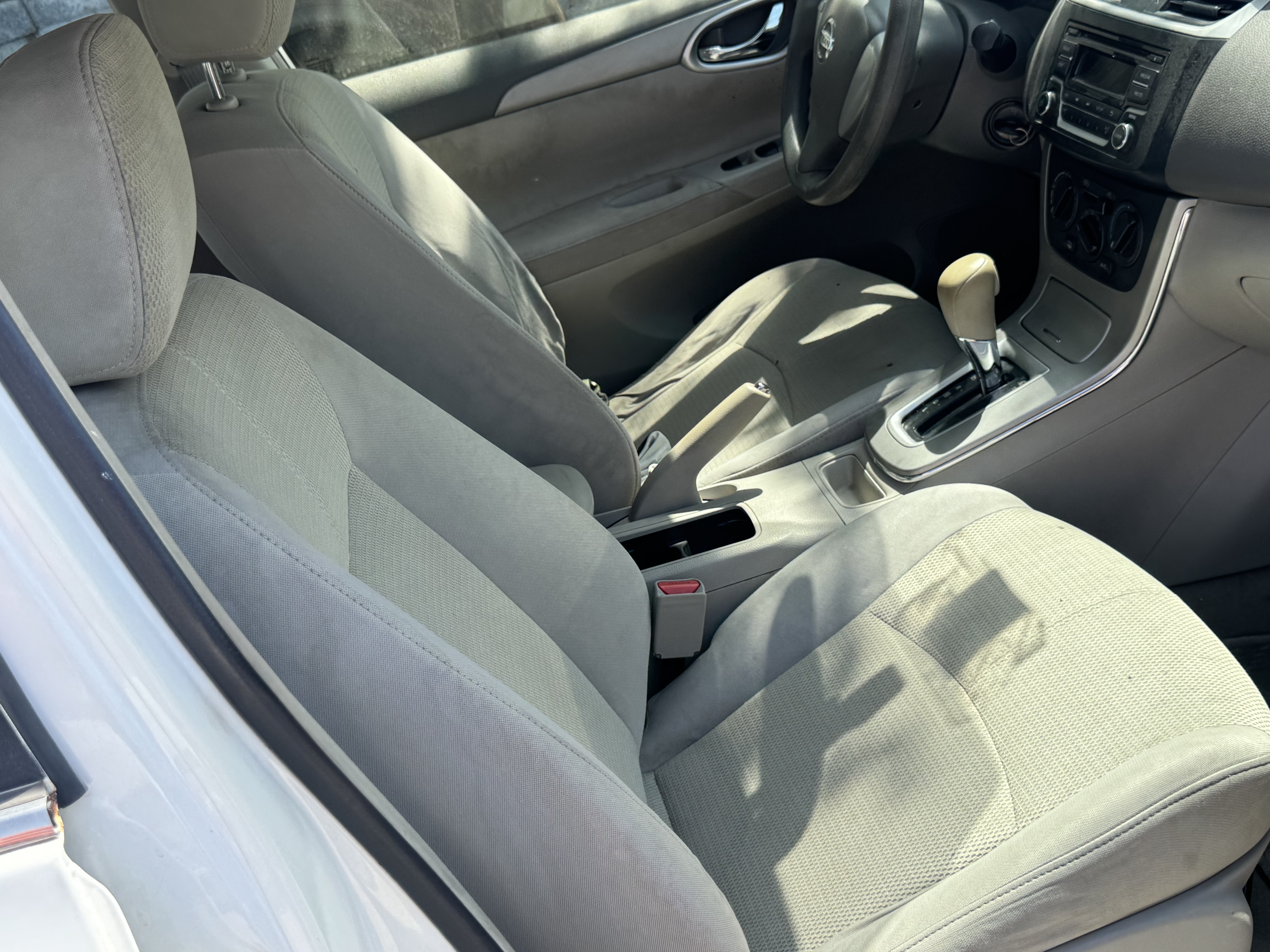 SEV-003-Nissan-Sentra-Sedans-inspection-Interior-Front-passenger-seat-1