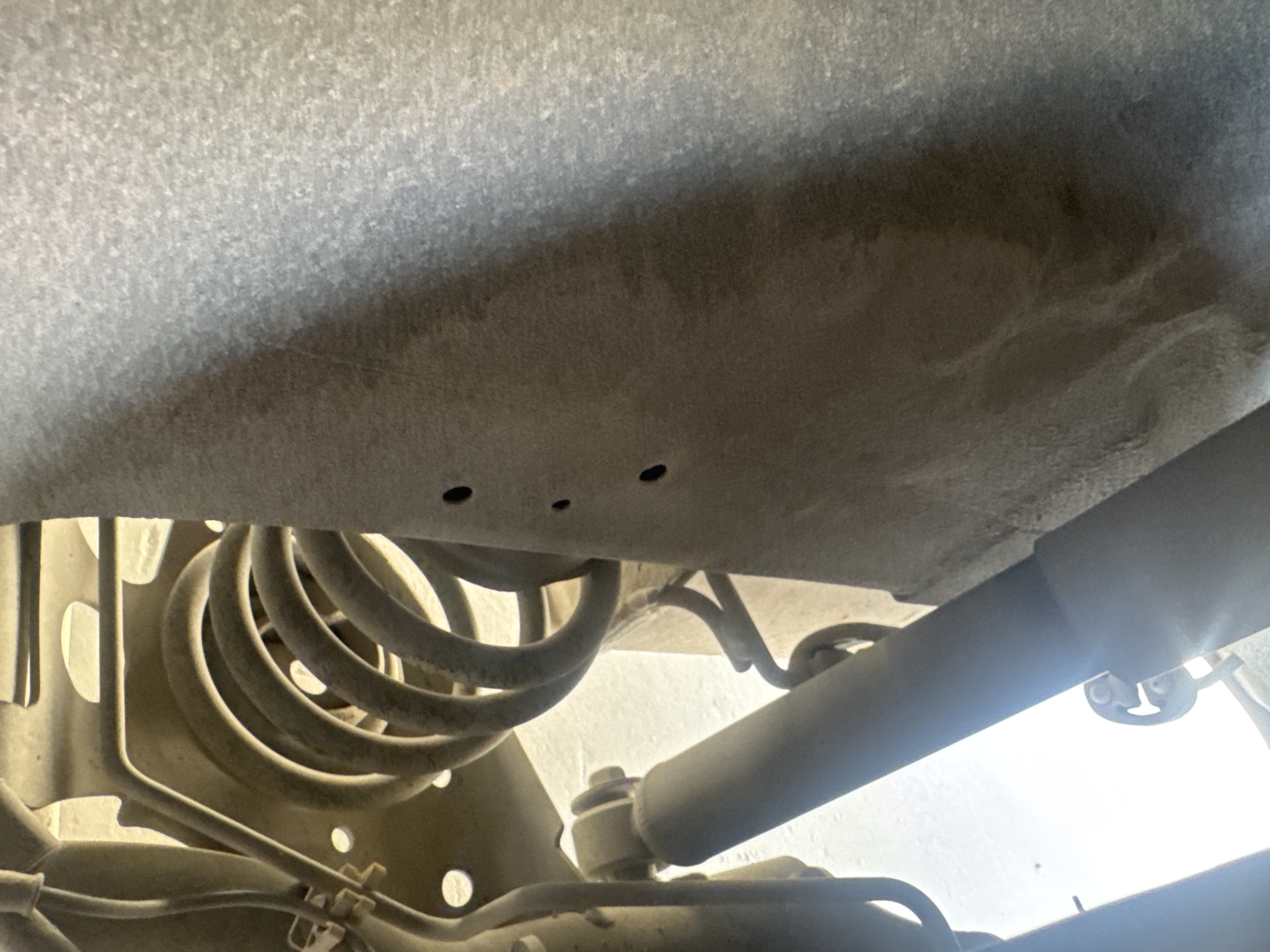SEV-003-Nissan-Sentra-Sedans-inspection-Chassis-Rear-suspension-1