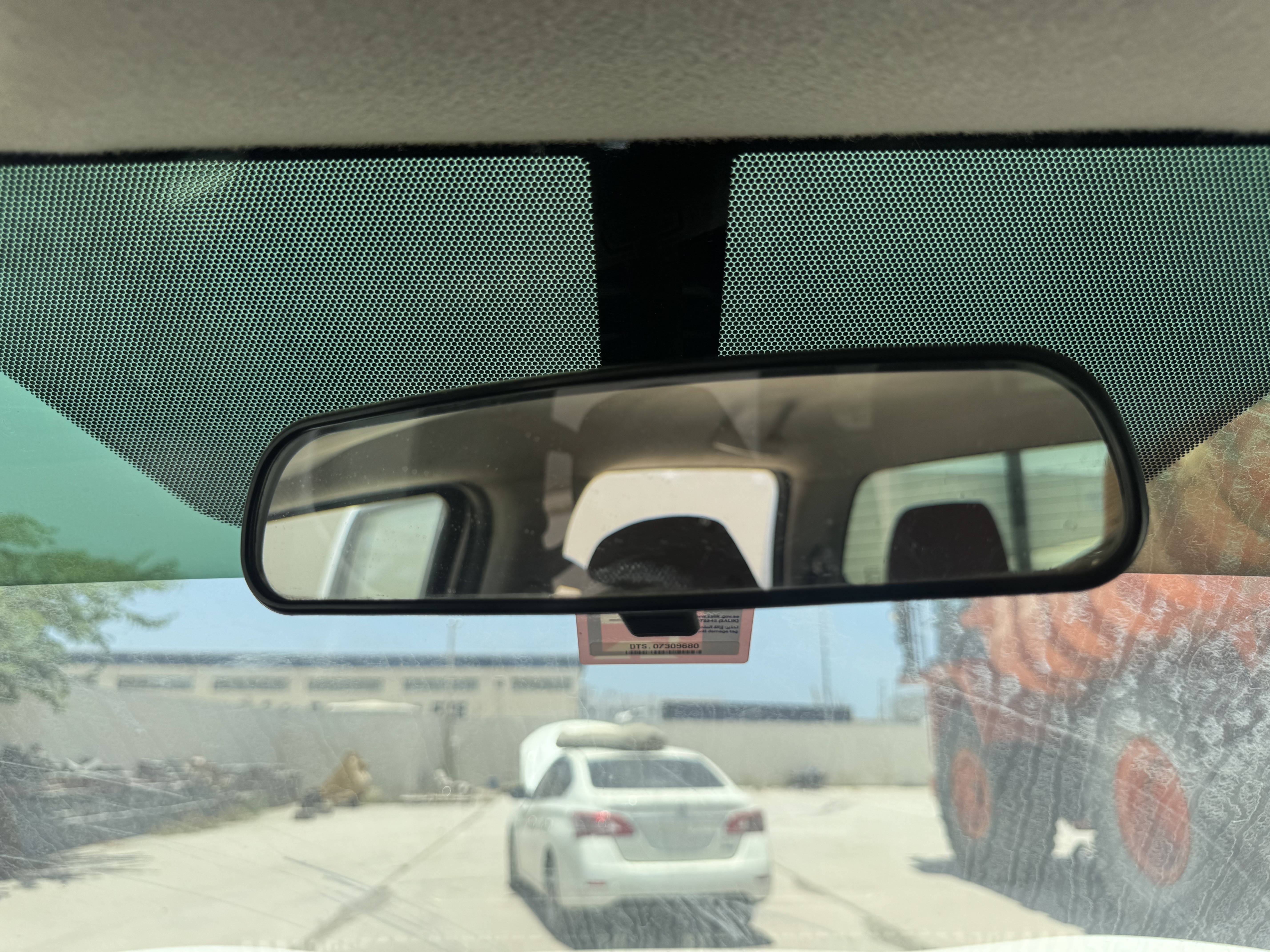PUV-001-Nissan-Navara-4WD-Pickups-inspection-Interior-Rear-view-mirror-1