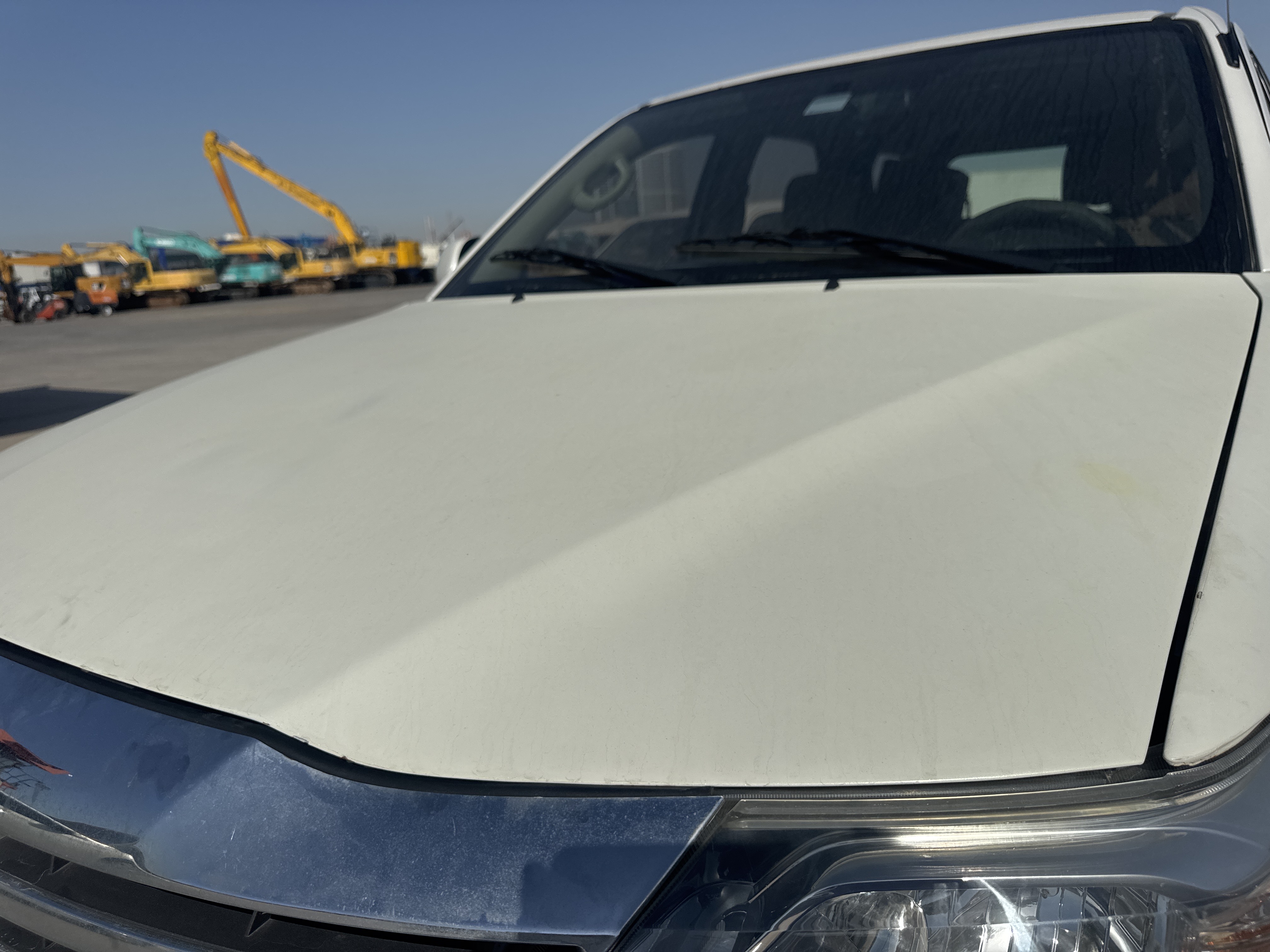SUV-005-Toyota-Fortuner-SUVs-inspection-Exterior-Bonnet-1