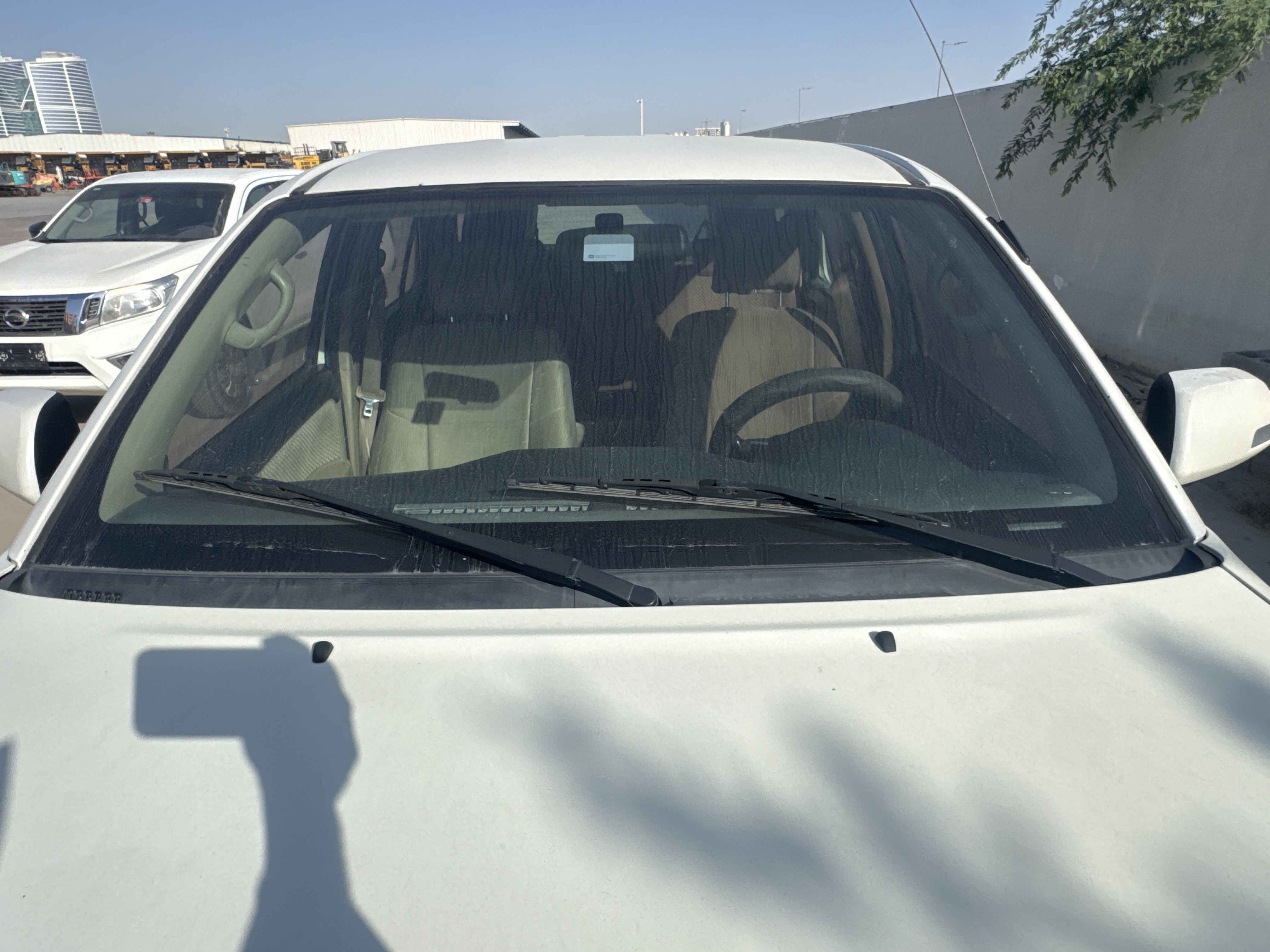 SUV-005-Toyota-Fortuner-SUVs-inspection-Exterior-Front-windshield-1