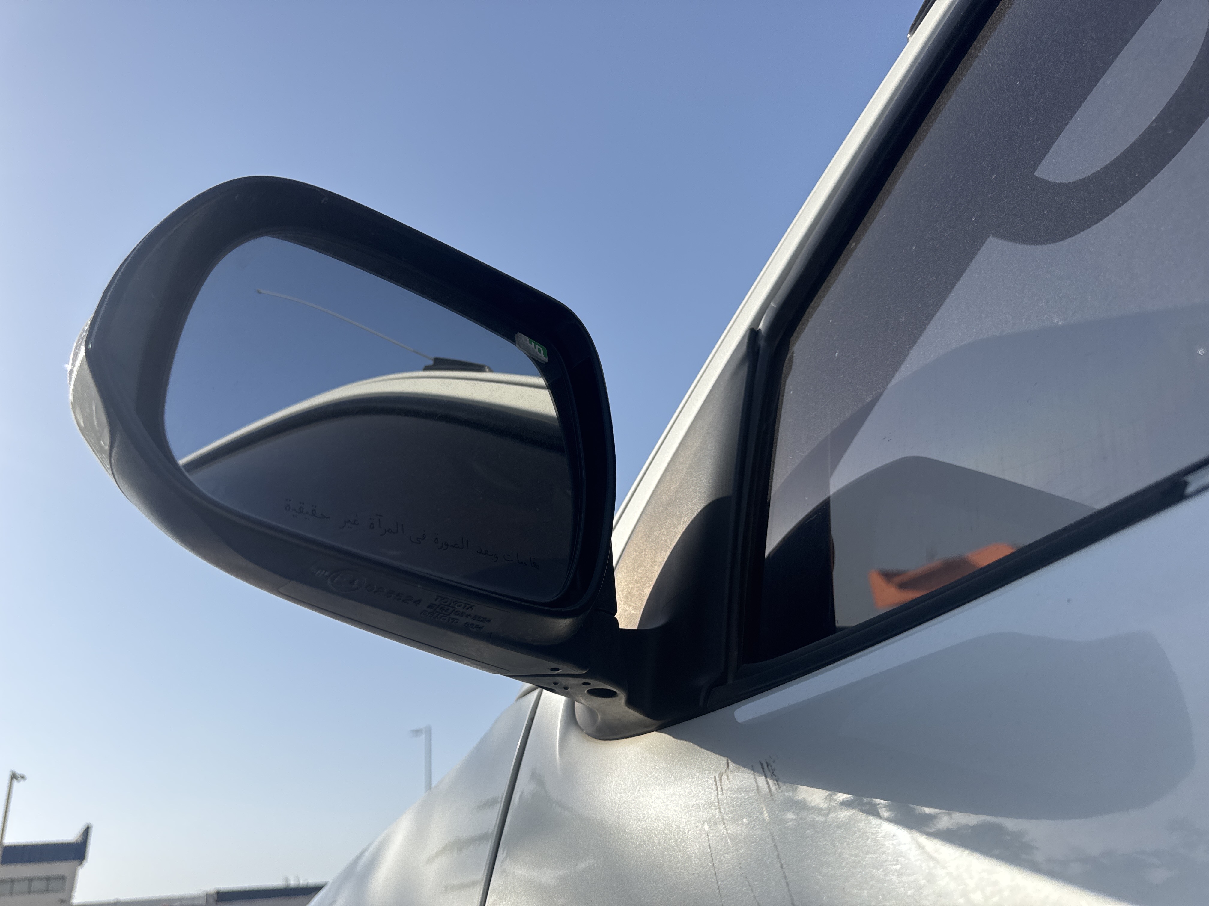 SUV-005-Toyota-Fortuner-SUVs-inspection-Exterior-Left-side-mirror-1