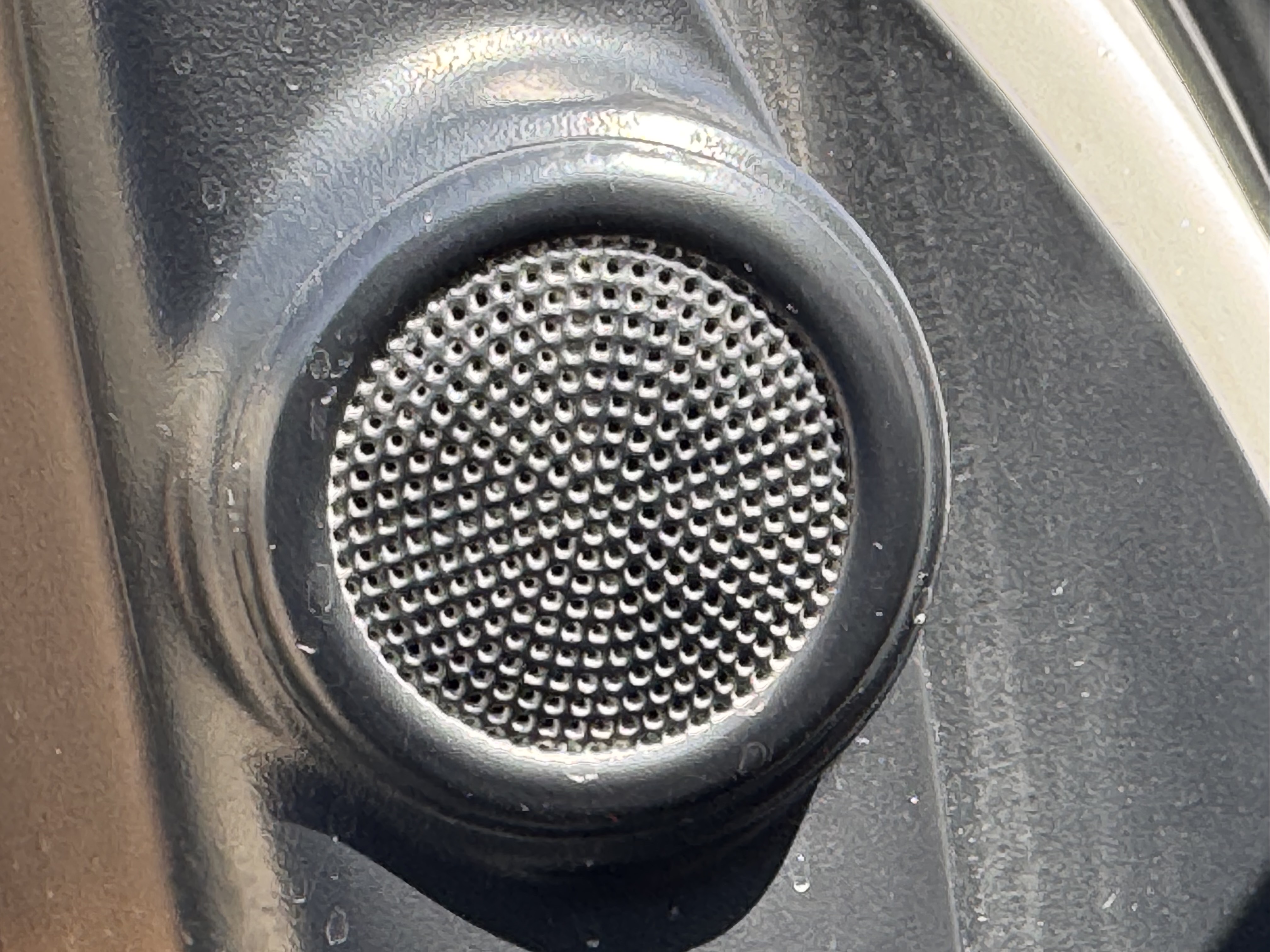 SUV-005-Toyota-Fortuner-SUVs-inspection-Electronics-Radio-/-Music-system-1