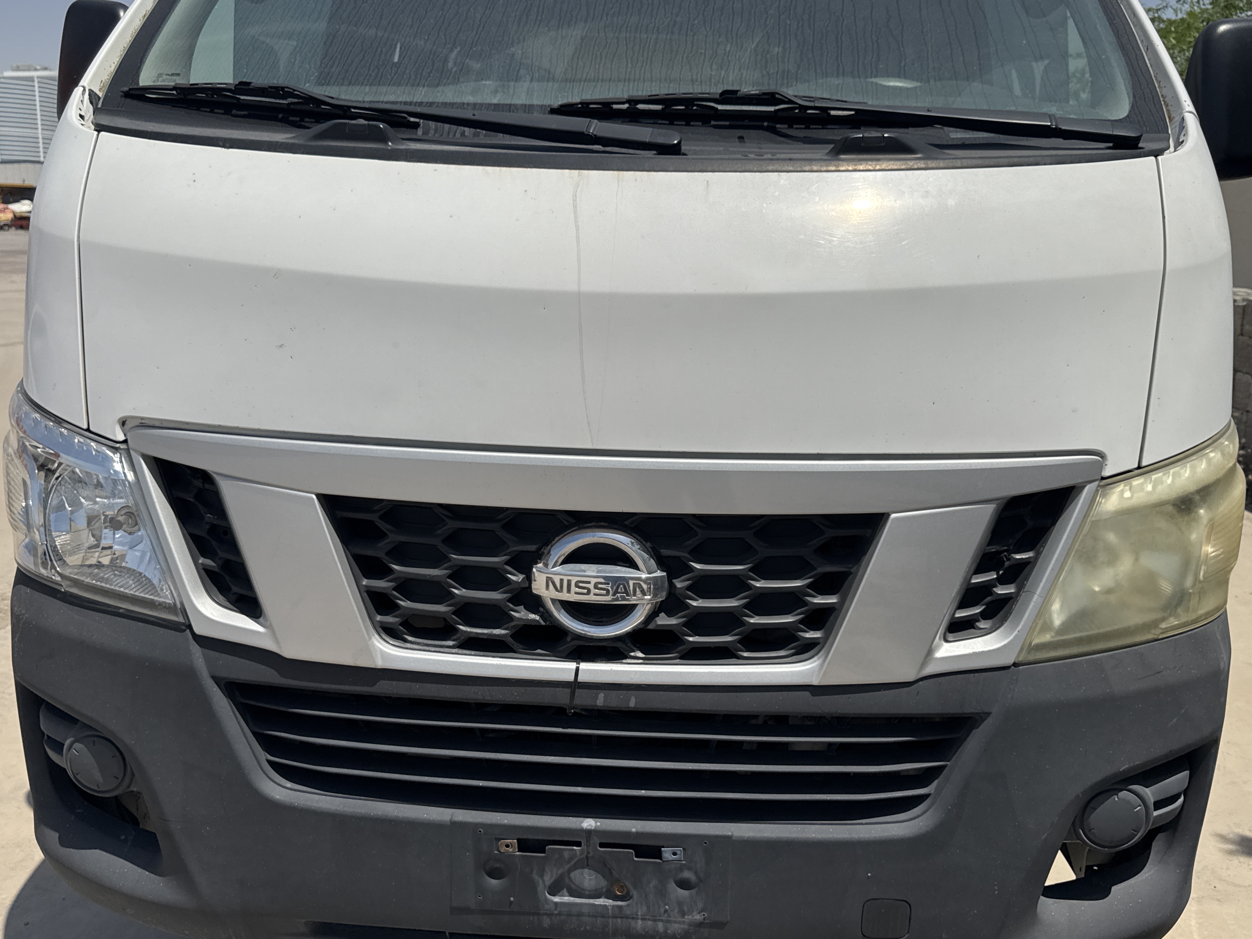 VPV-001-Nissan-Urvan-Passenger-vans-inspection-Exterior-Bonnet-1