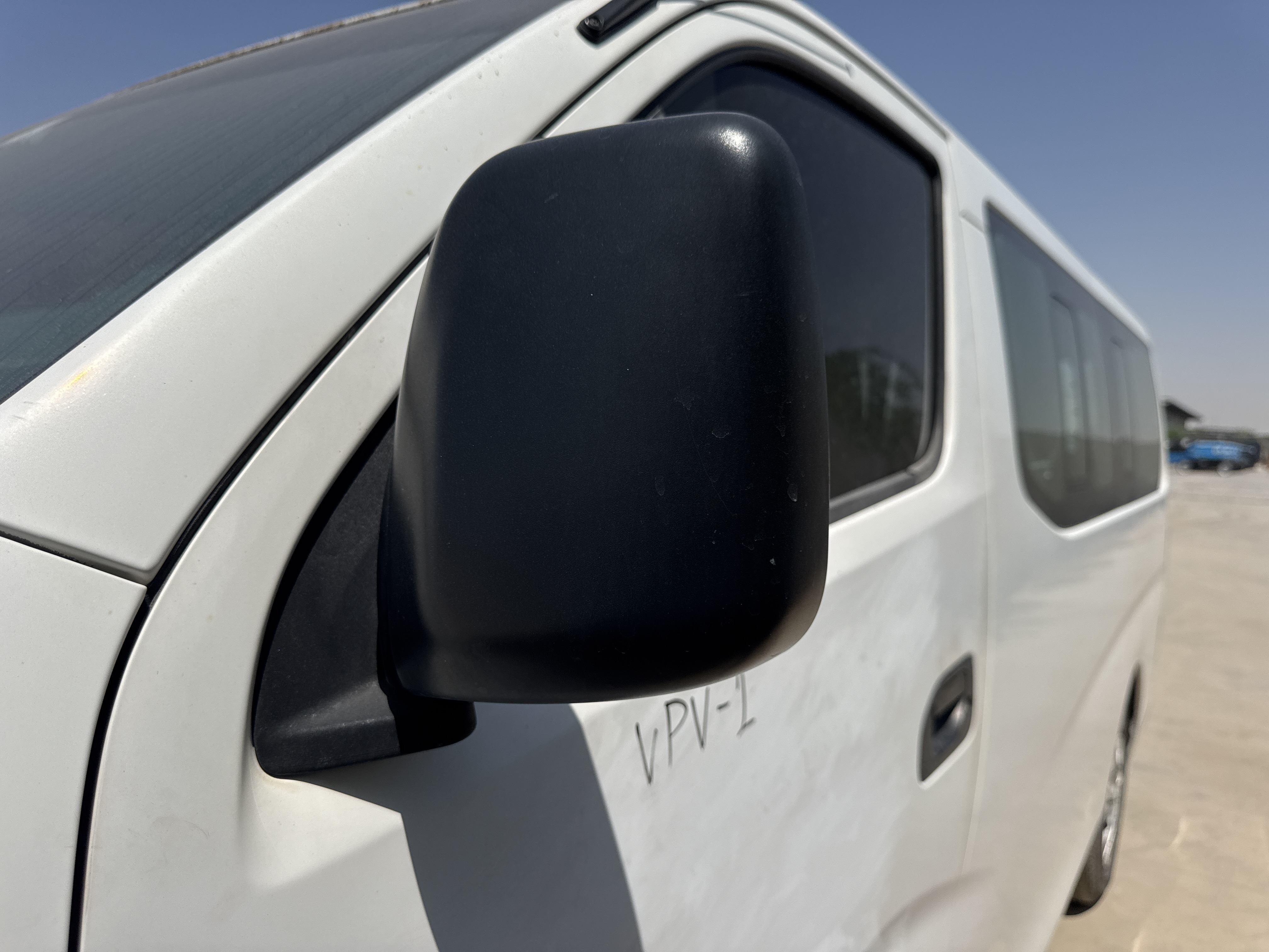 VPV-001-Nissan-Urvan-Passenger-vans-inspection-Exterior-Left-side-mirror-1