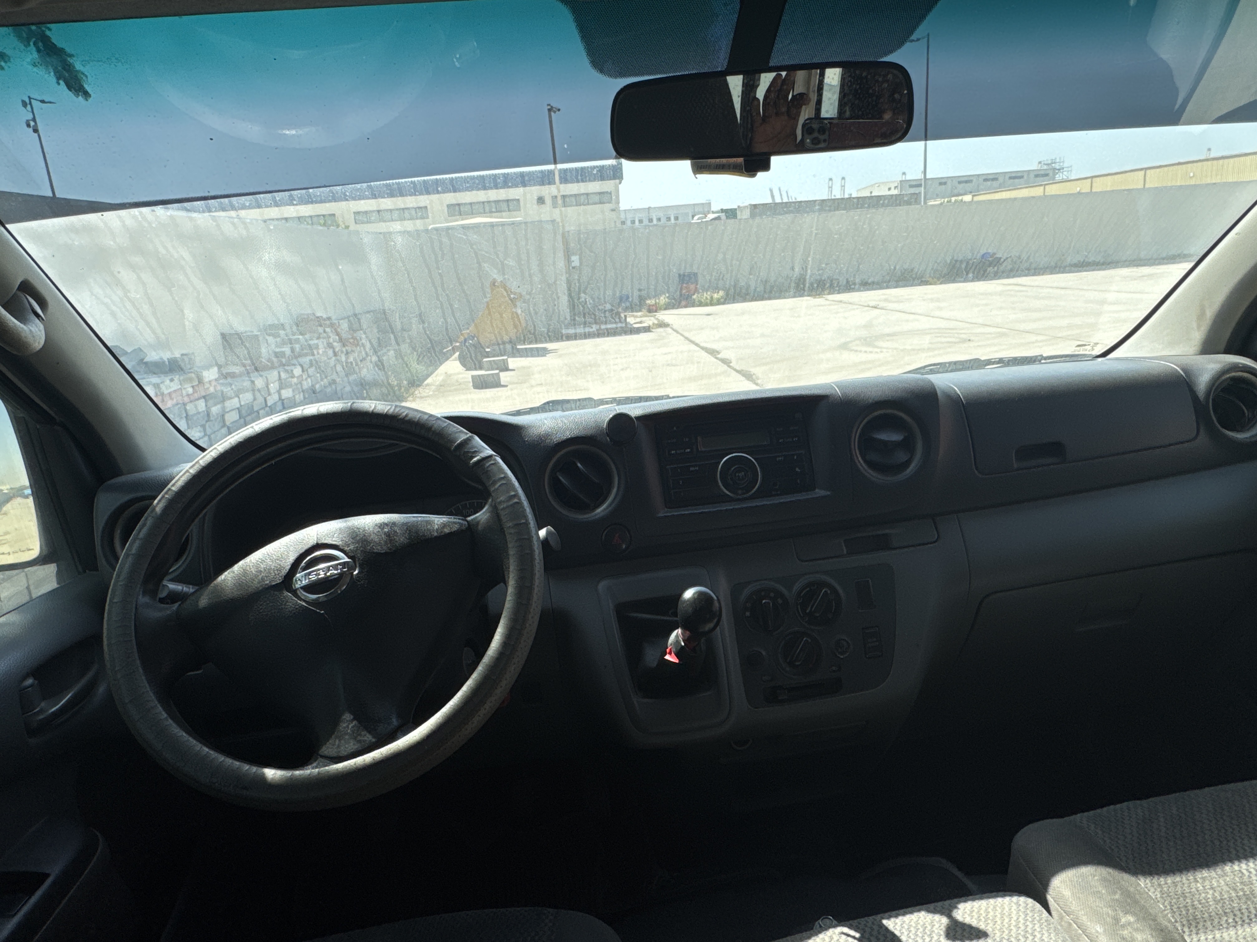 VPV-001-Nissan-Urvan-Passenger-vans-inspection-Interior-Dashboard-1