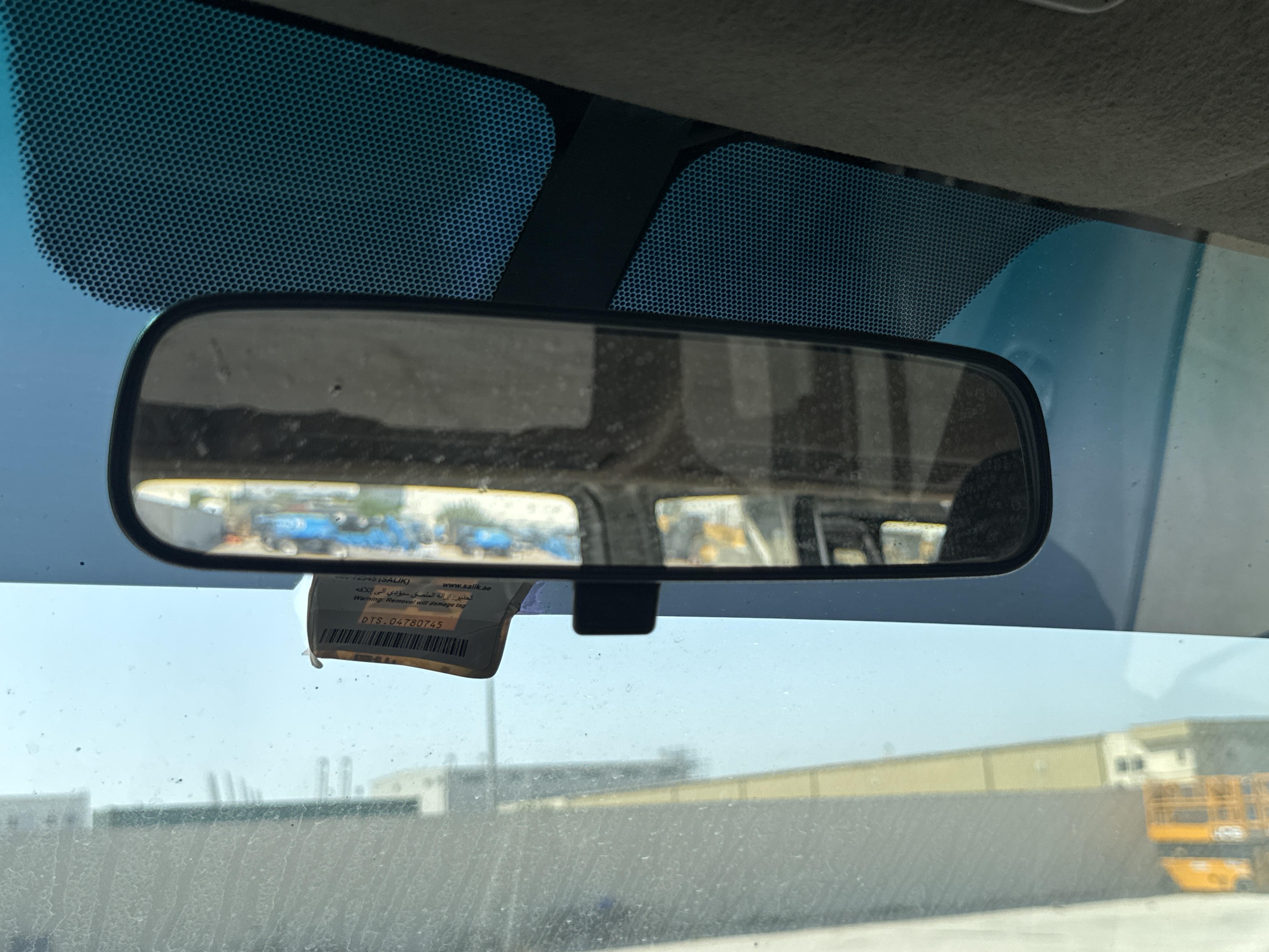 VPV-001-Nissan-Urvan-Passenger-vans-inspection-Interior-Rear-view-mirror-1