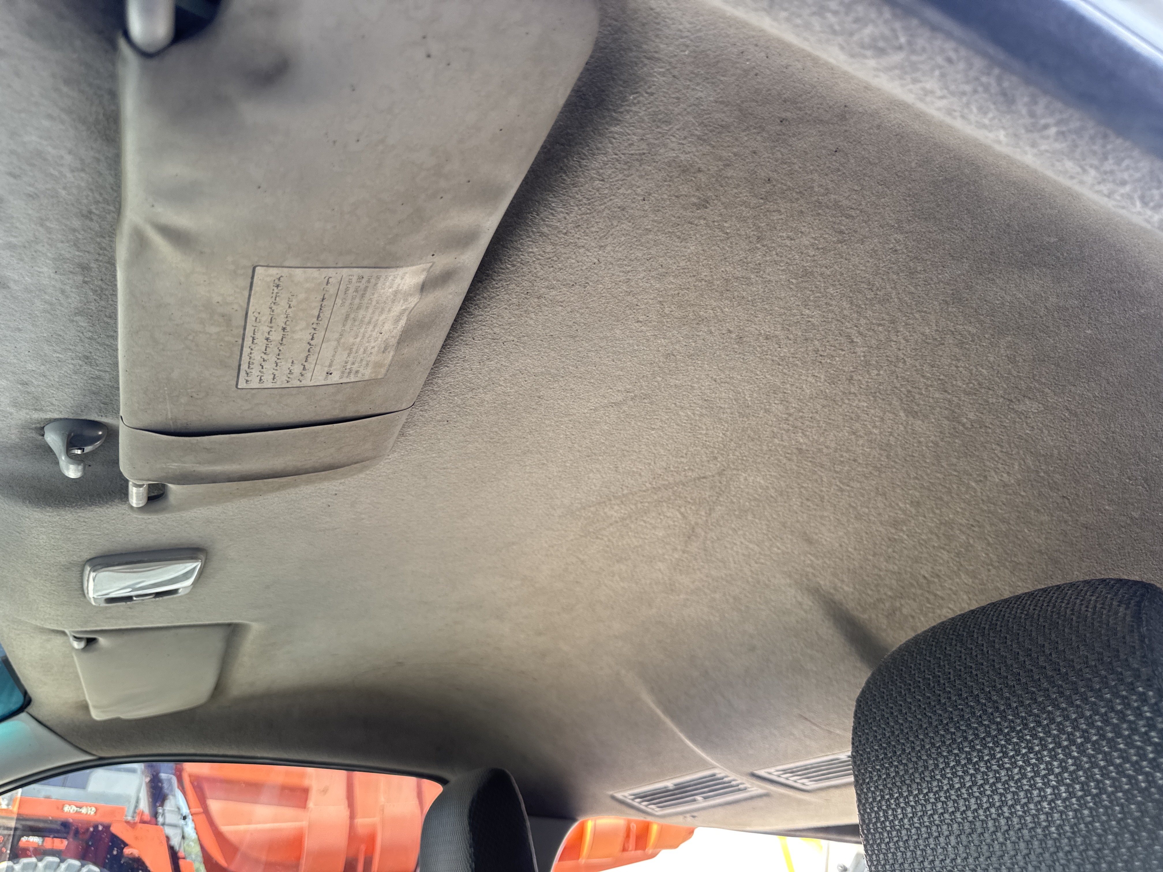 VPV-001-Nissan-Urvan-Passenger-vans-inspection-Interior-Roof-liner-1
