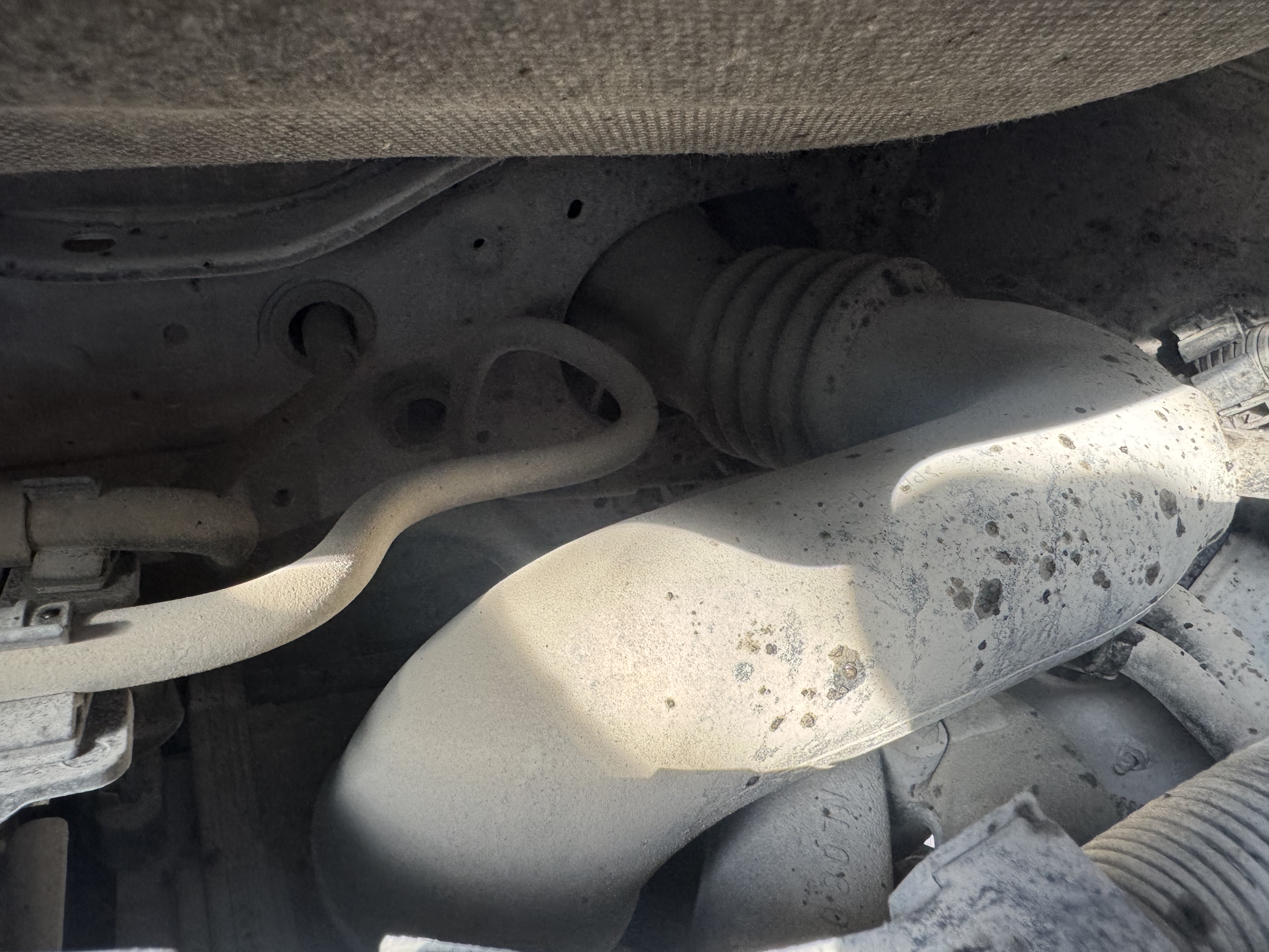 VPV-001-Nissan-Urvan-Passenger-vans-inspection-Engine-Air-intake-system-1