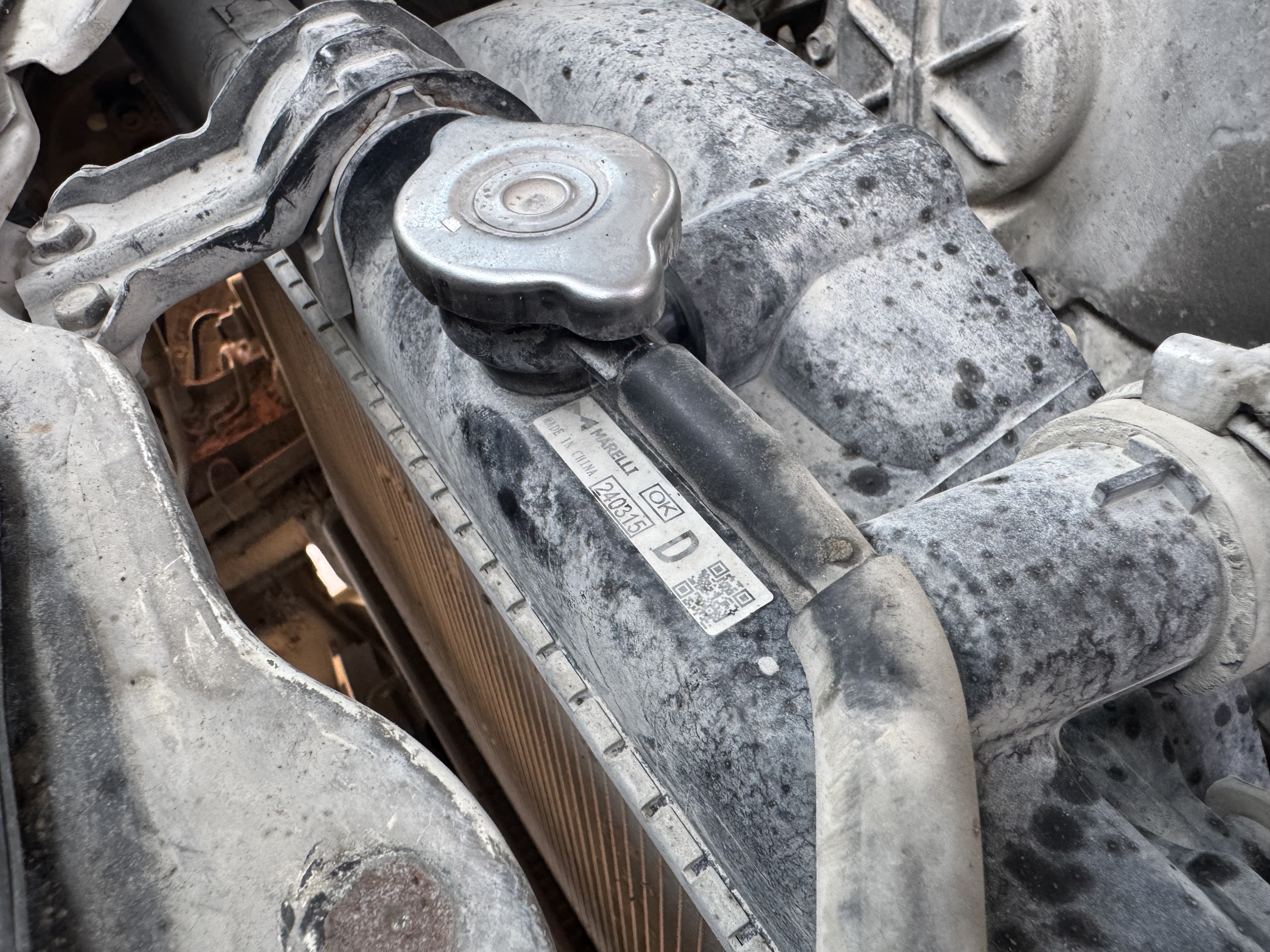 VPV-001-Nissan-Urvan-Passenger-vans-inspection-Engine-Radiator-1