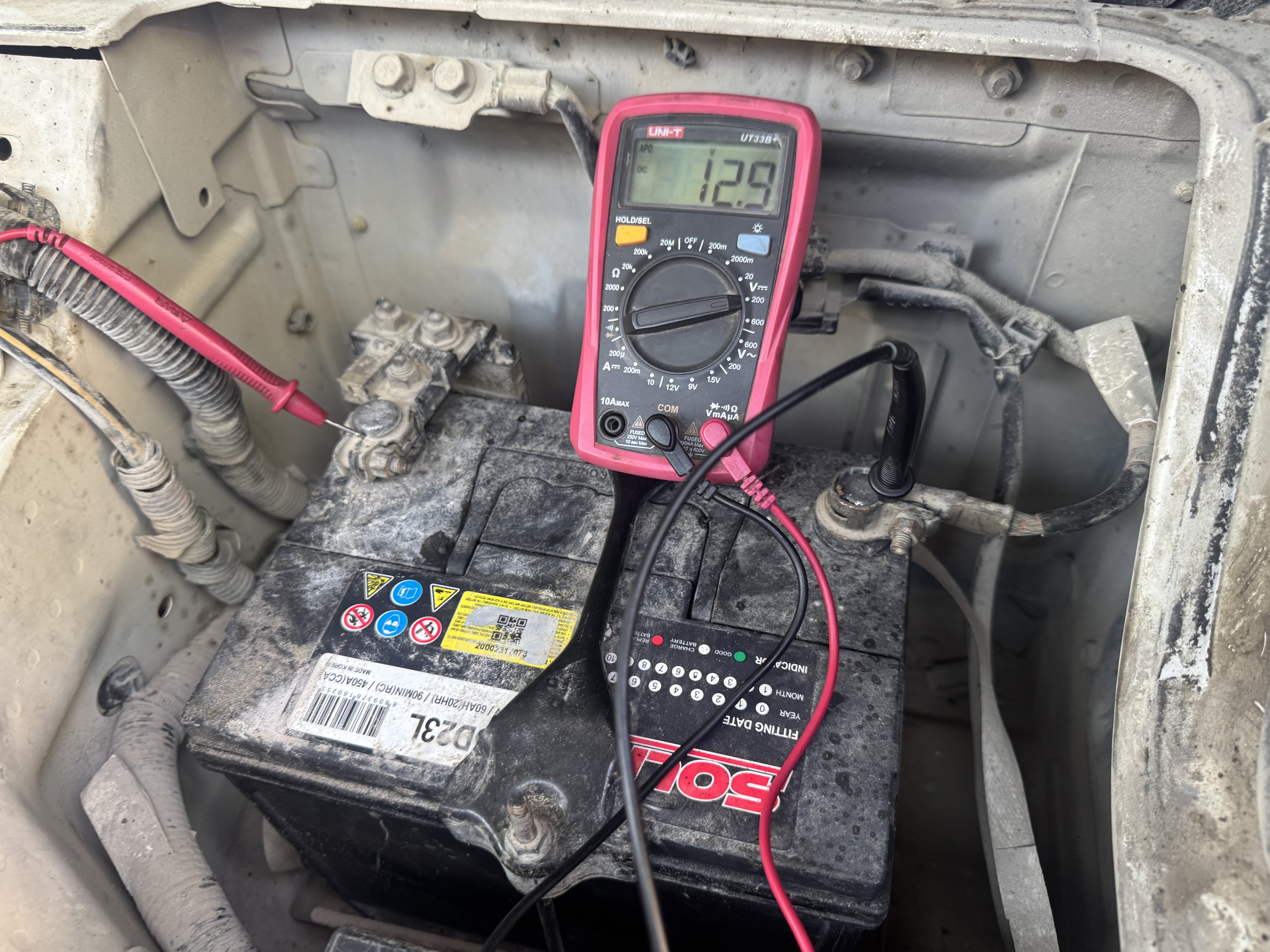 VPV-001-Nissan-Urvan-Passenger-vans-inspection-Engine-Battery-2