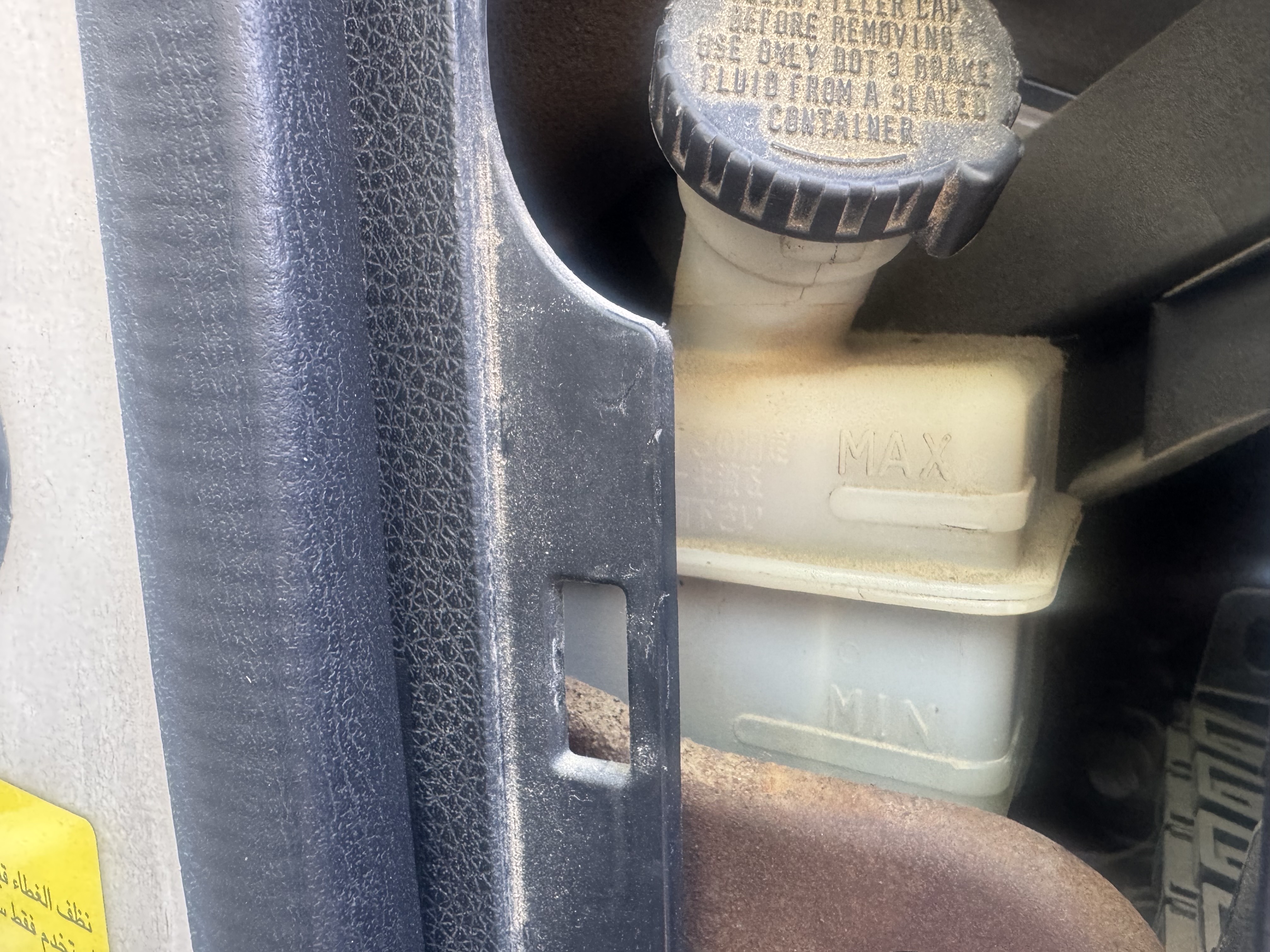 VPV-001-Nissan-Urvan-Passenger-vans-inspection-Engine-Brake-fuid-1