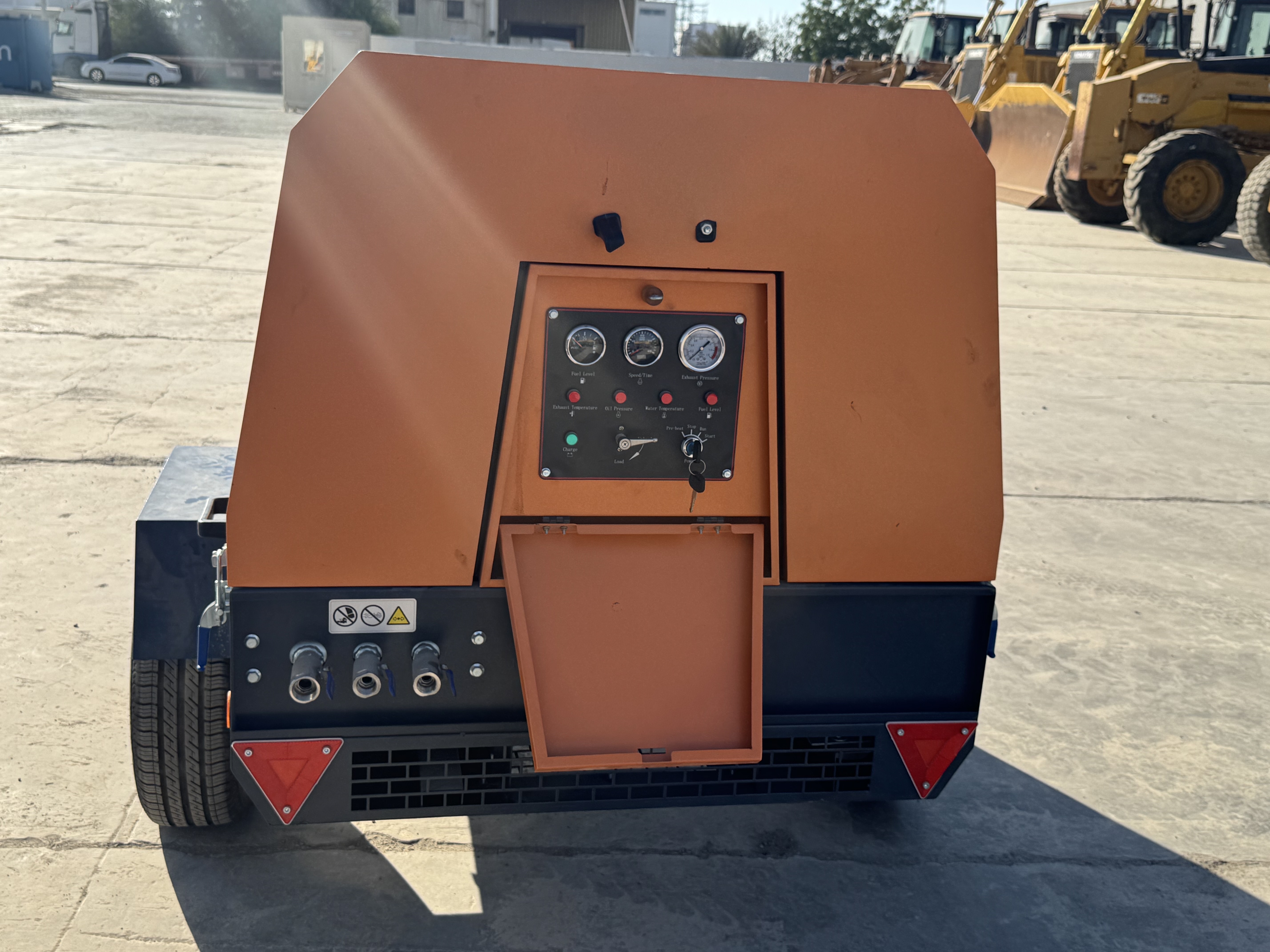 ACA-019-Blurbly-BCS250-8-Air-compressors-inspection-Structure-Paint-1
