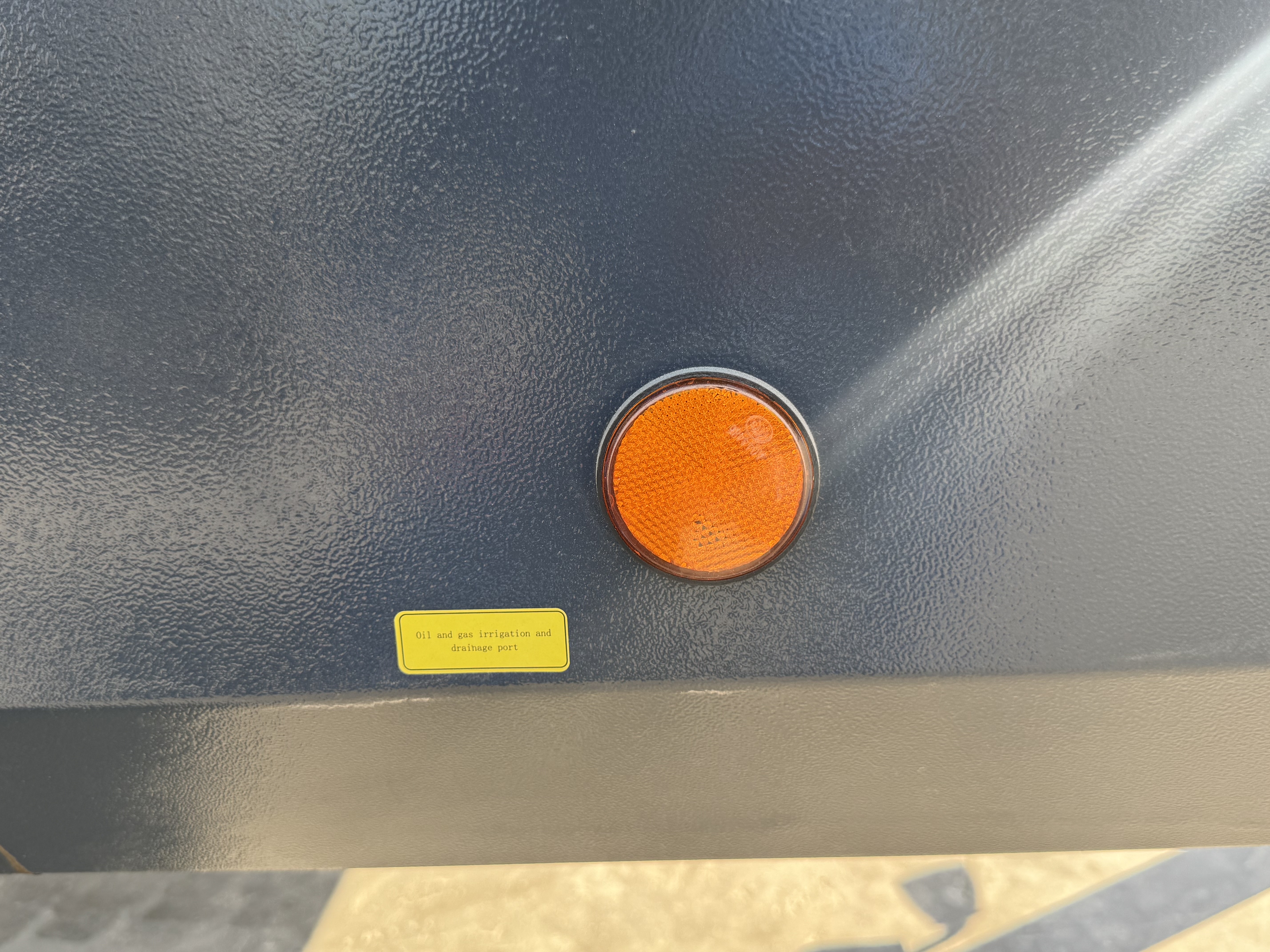 ACA-019-Blurbly-BCS250-8-Air-compressors-inspection-Electronics-Lights-and-signals-1