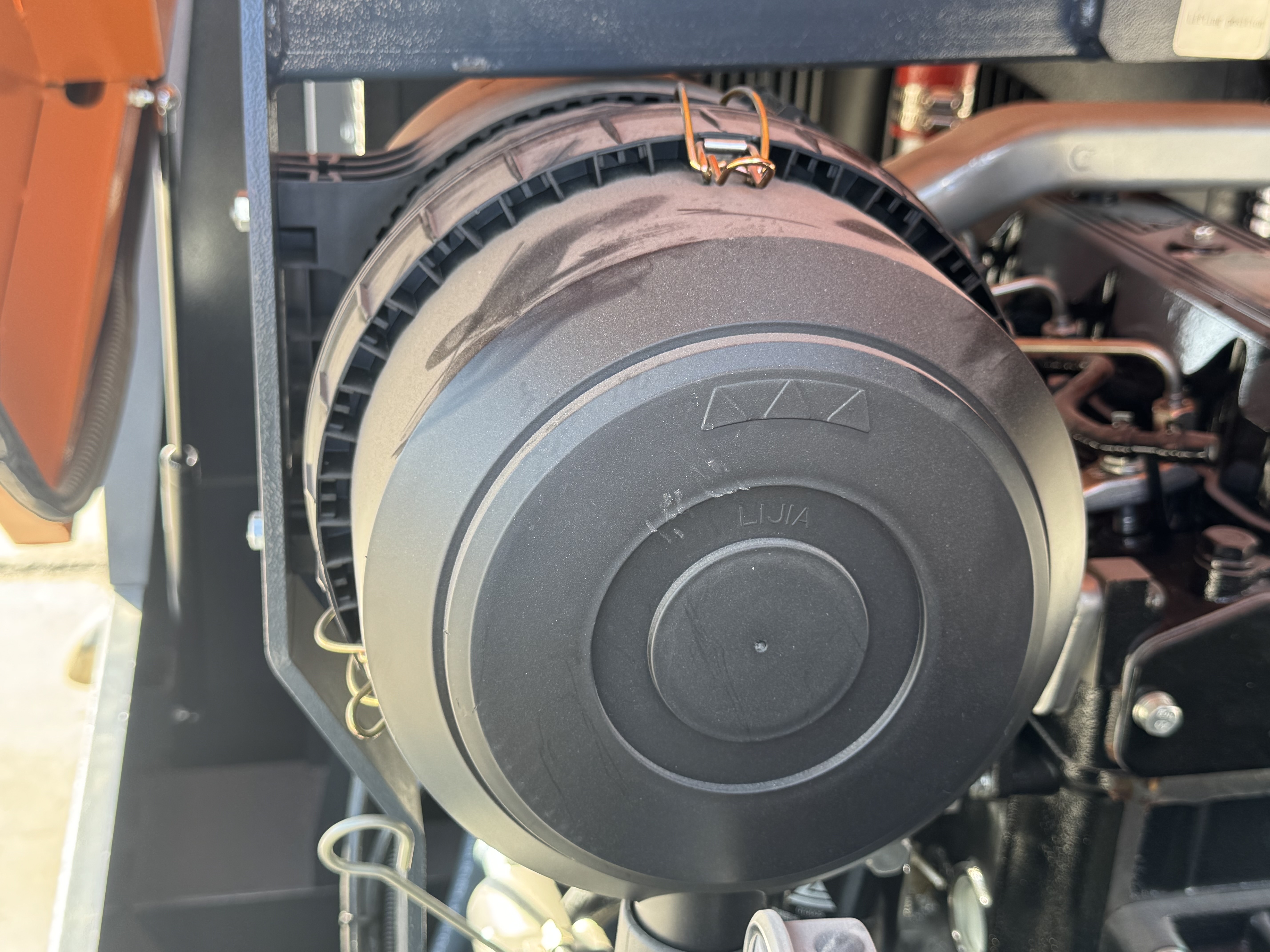 ACA-019-Blurbly-BCS250-8-Air-compressors-inspection-Engine-Air-intake-system-1