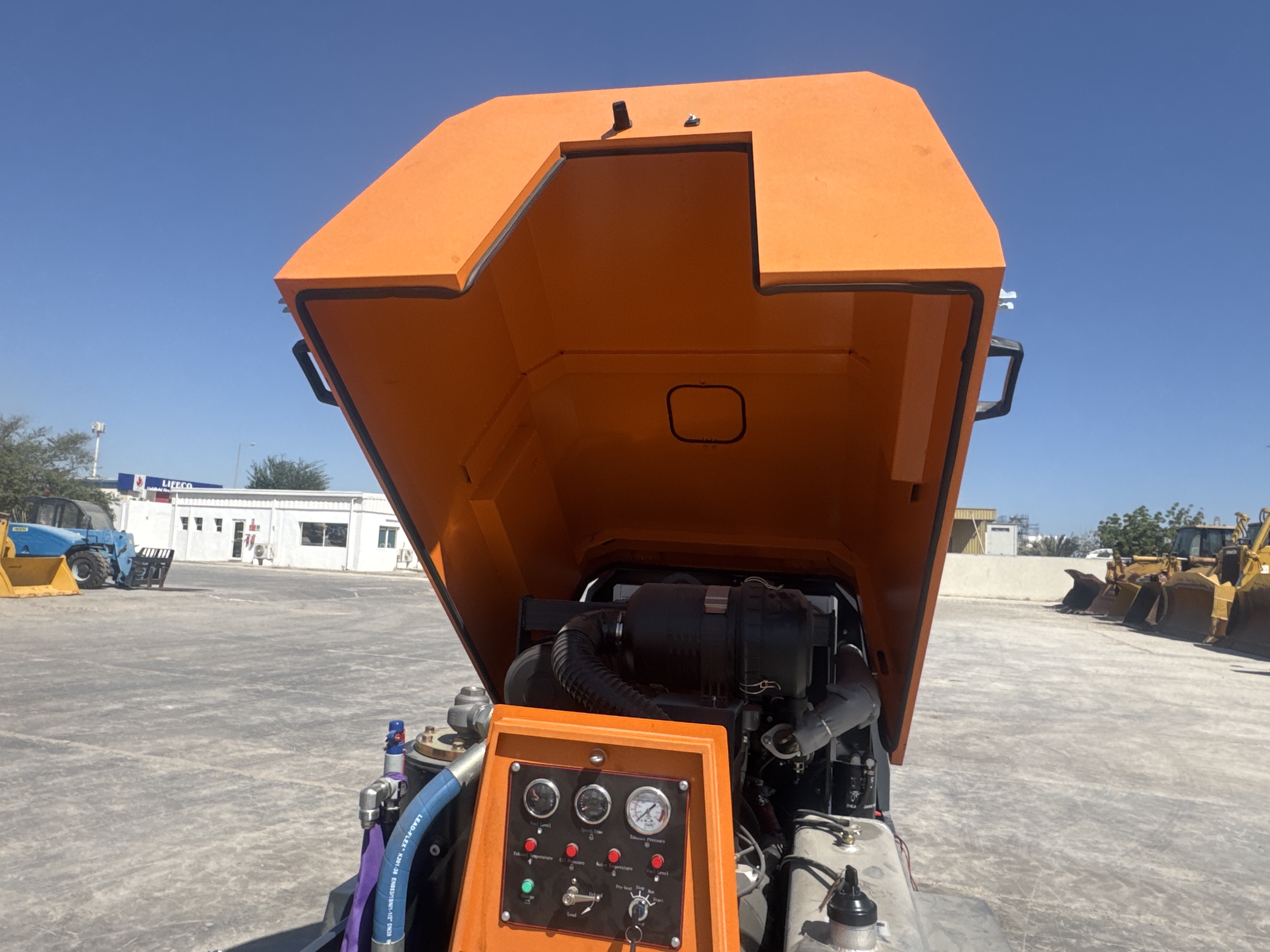 ACA-019-Blurbly-BCS250-8-Air-compressors-inspection-Structure-Canopy-4