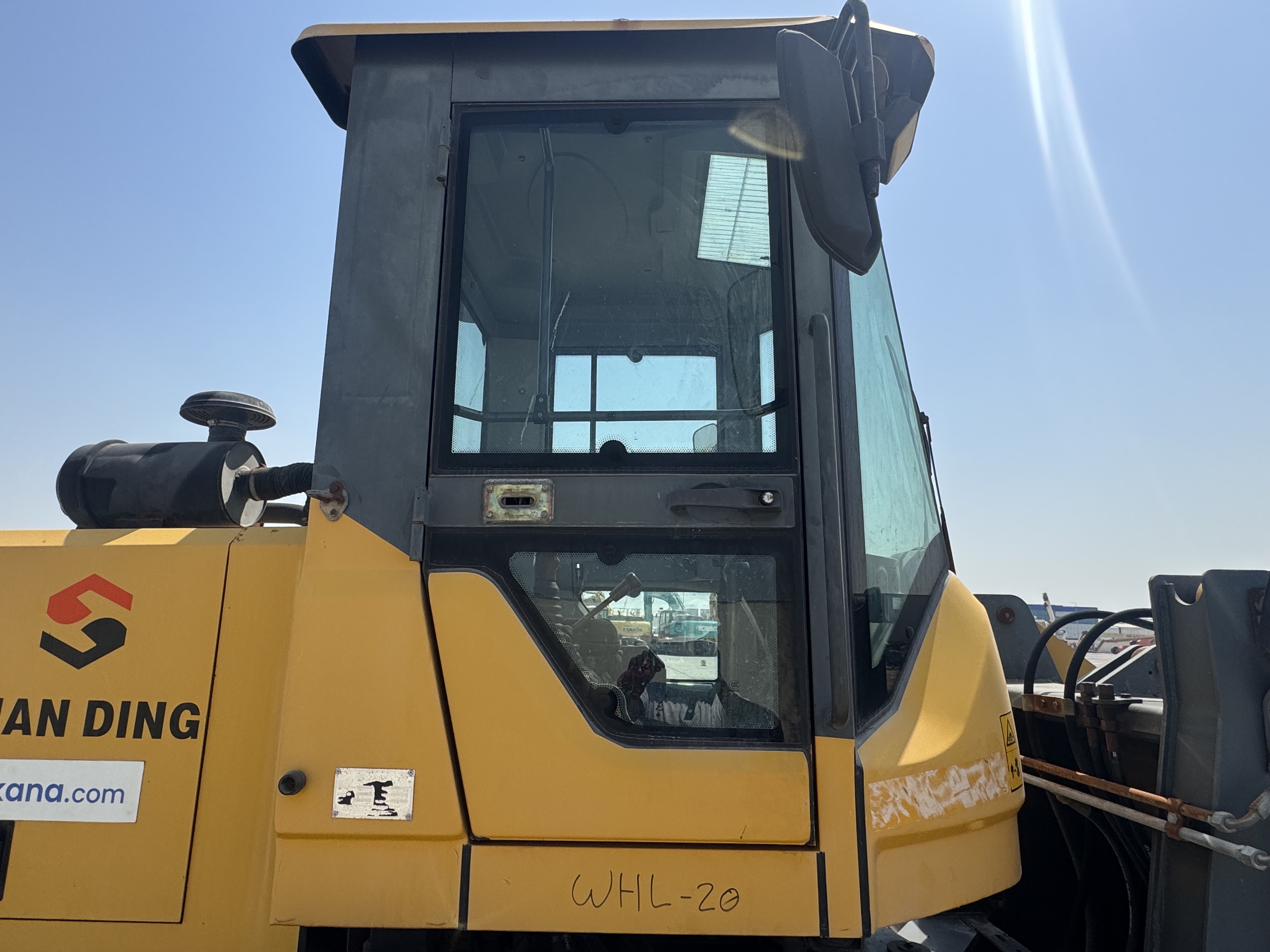 WHL-020-Shanding-ZL26-Wheel-loaders-inspection-Structure-Doors-1