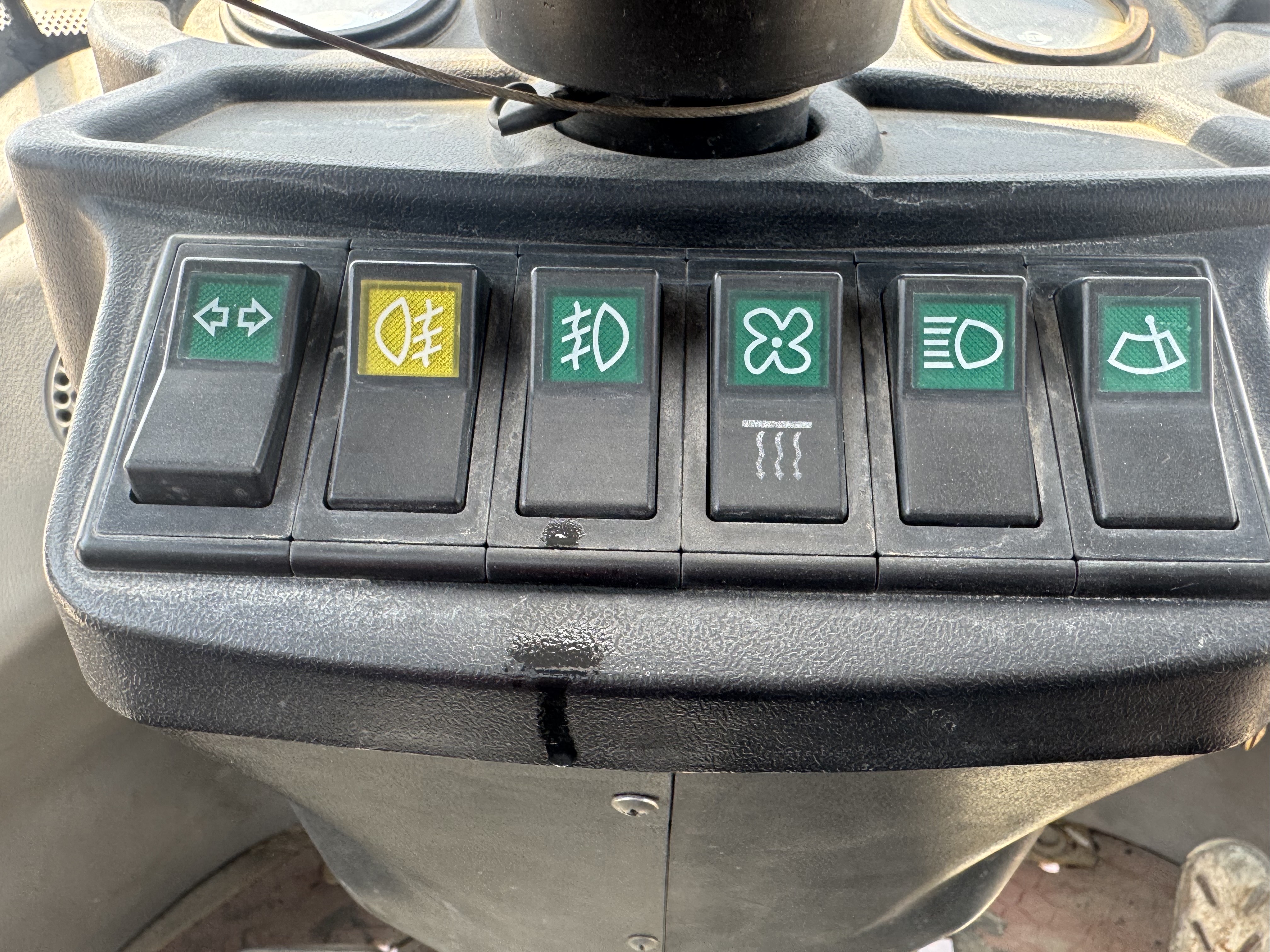 WHL-020-Shanding-ZL26-Wheel-loaders-inspection-Cabin-Electronic-instrument-board-1