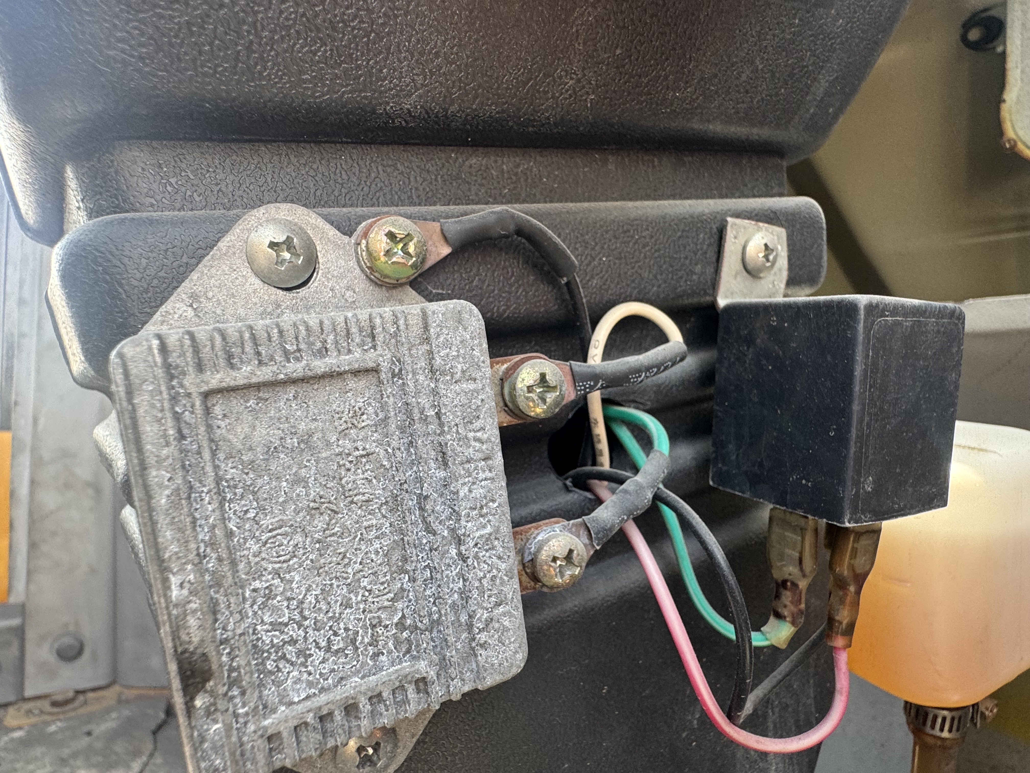 WHL-020-Shanding-ZL26-Wheel-loaders-inspection-Electronic-Main-harness-1