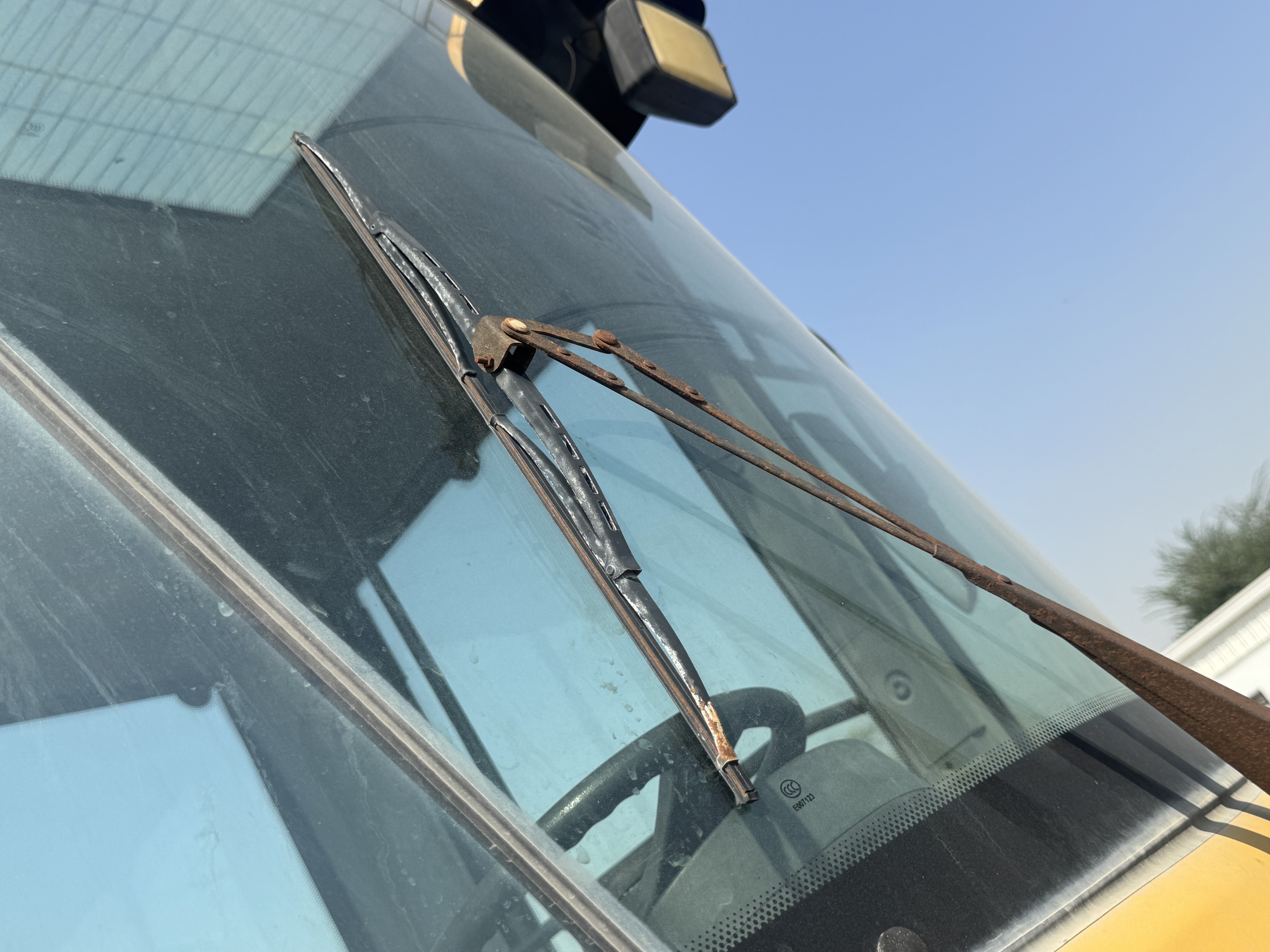 WHL-020-Shanding-ZL26-Wheel-loaders-inspection-Electronic-Wipers-1