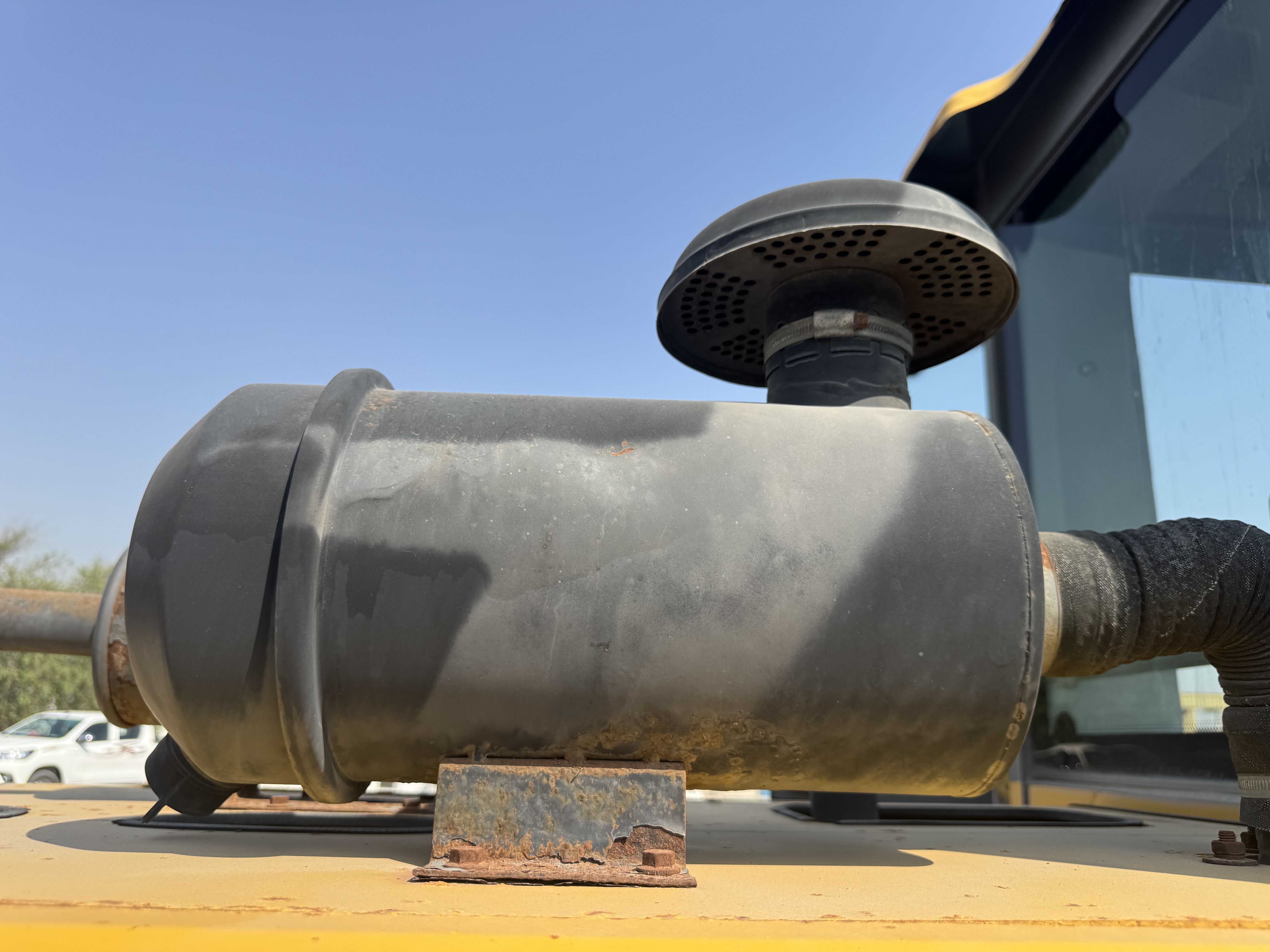 WHL-020-Shanding-ZL26-Wheel-loaders-inspection-Engine-Air-intake-system-1