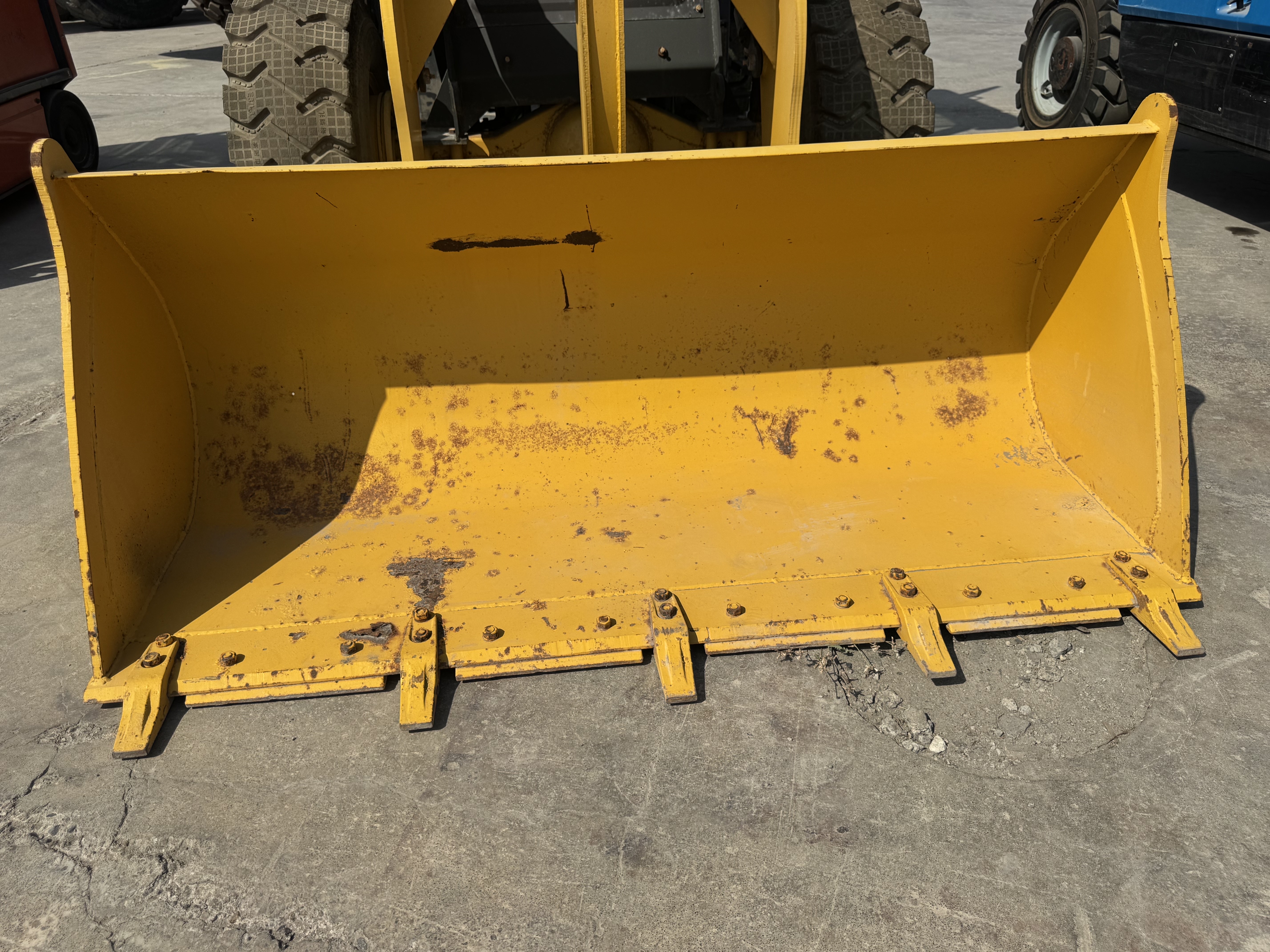 WHL-020-Shanding-ZL26-Wheel-loaders-inspection-Hydraulics-Loader-bucket-condition-1