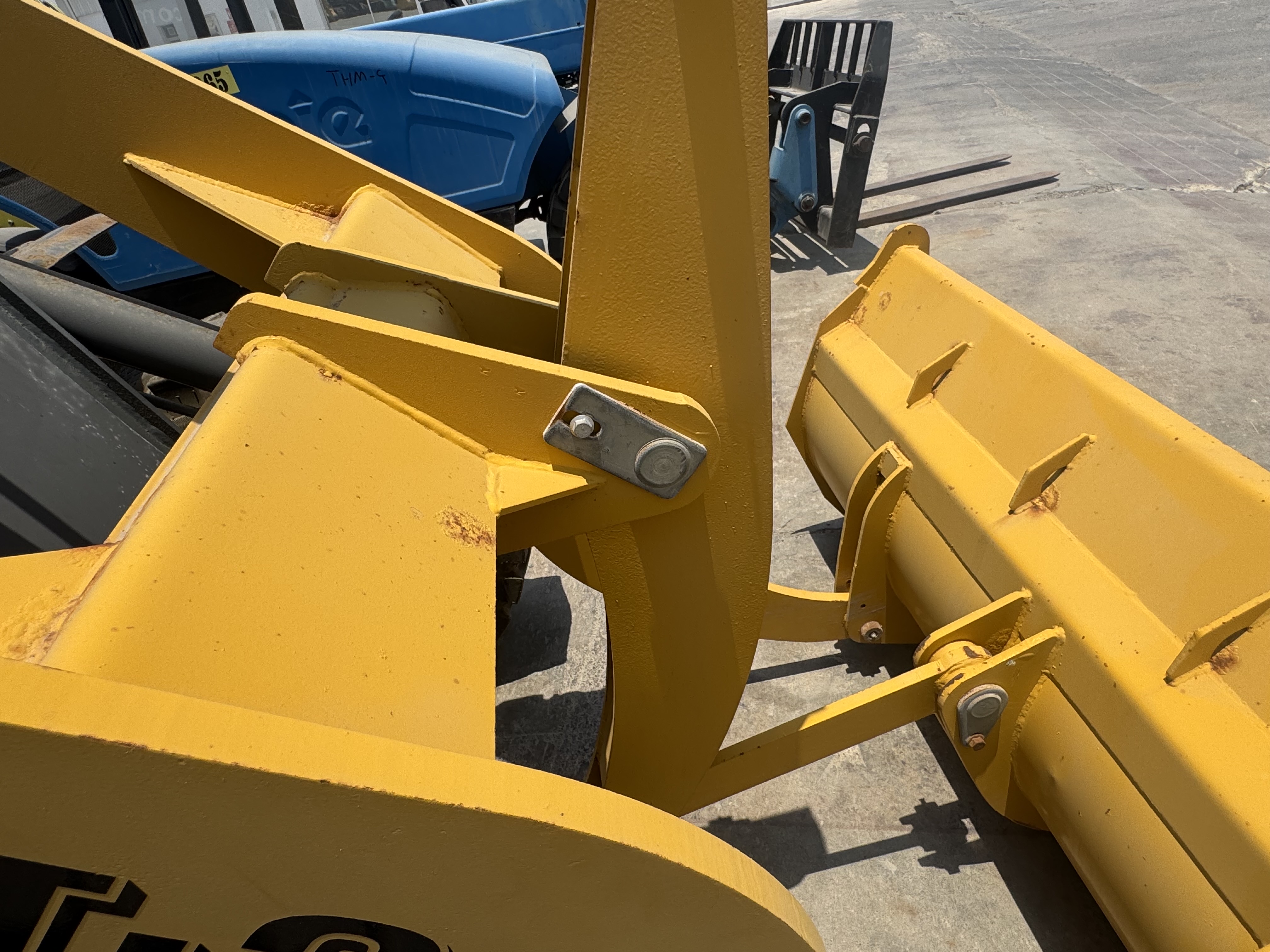 WHL-020-Shanding-ZL26-Wheel-loaders-inspection-Structure-Bell-crank-3