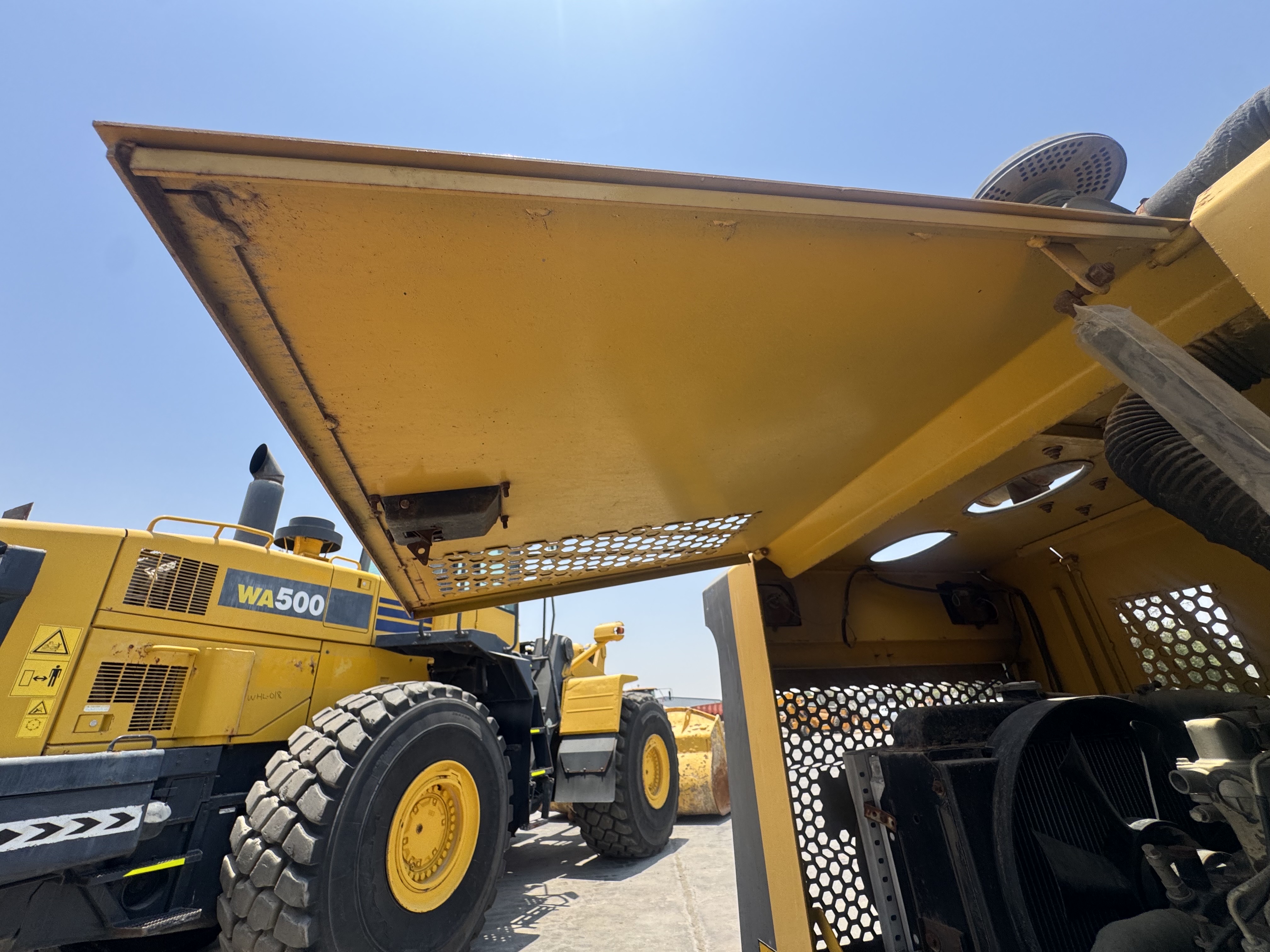 WHL-020-Shanding-ZL26-Wheel-loaders-inspection-Structure-Sheet-metal-(fiberglass)-1