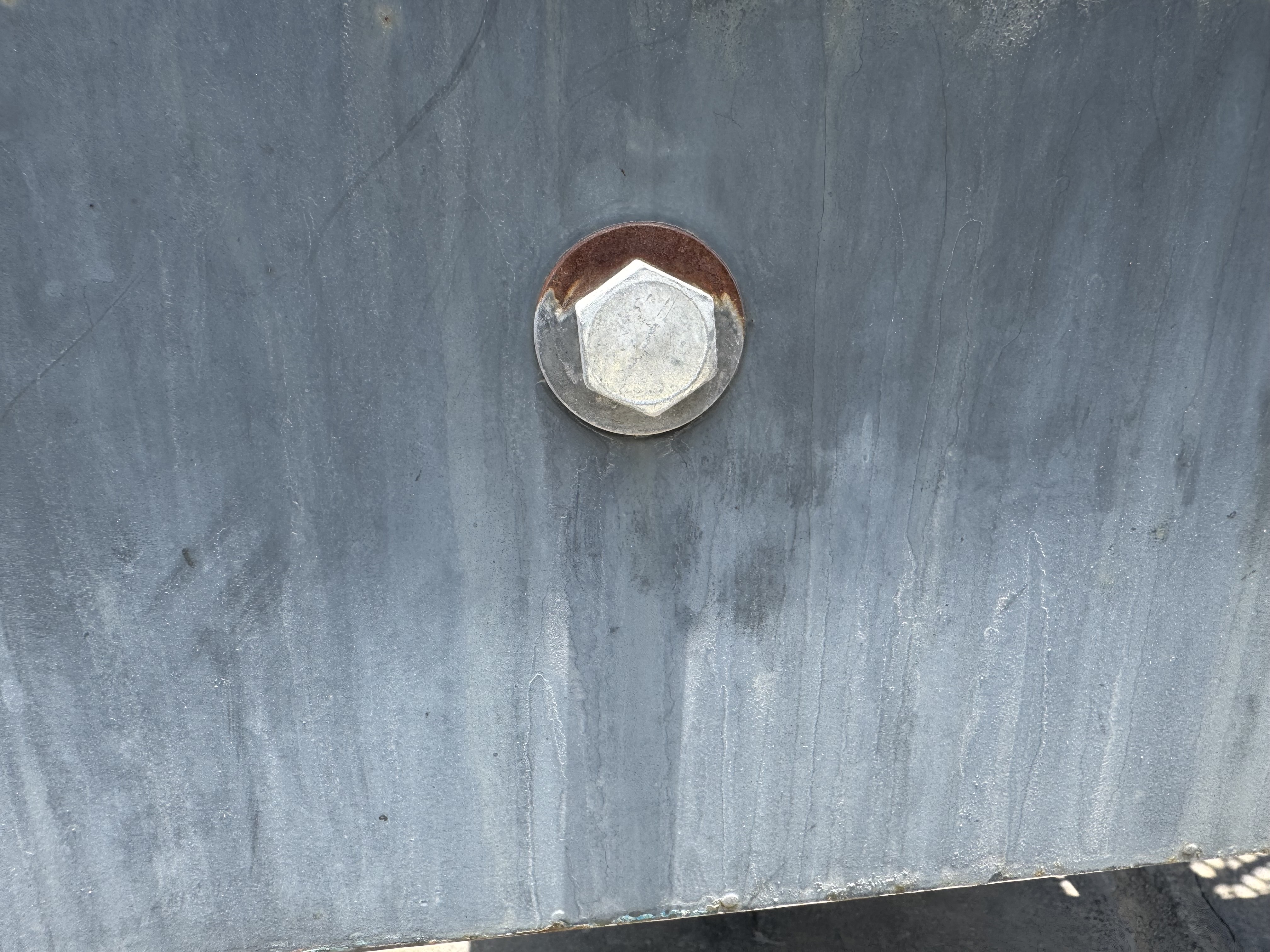 WHL-020-Shanding-ZL26-Wheel-loaders-inspection-Structure-Counter-weight-bolts-1