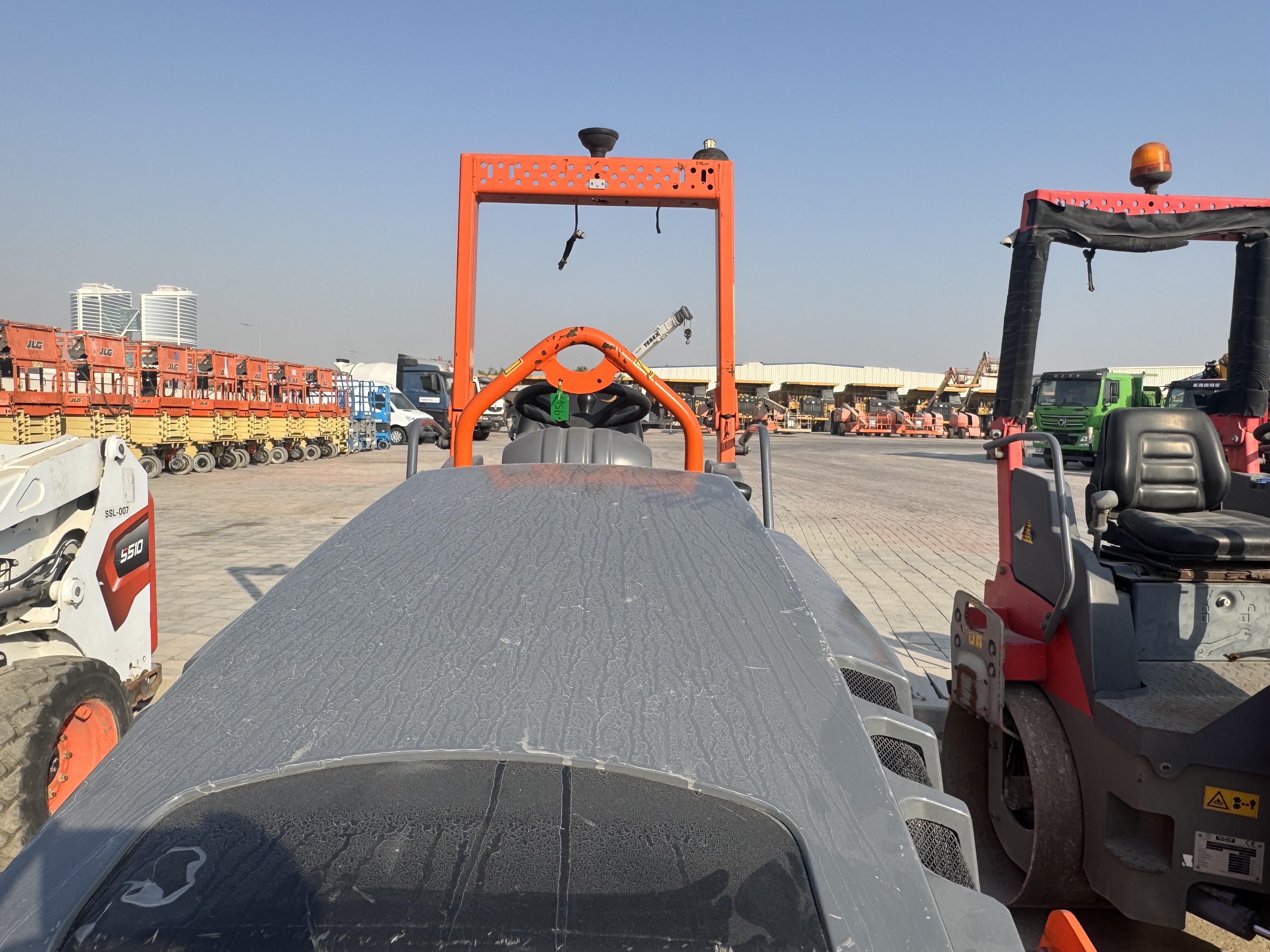 SRC-019-Hamm-HD-12-VV-Tandem-rollers-inspection-Safety-Rollover-protective-structure-(ROPS-/-FOPS)-1