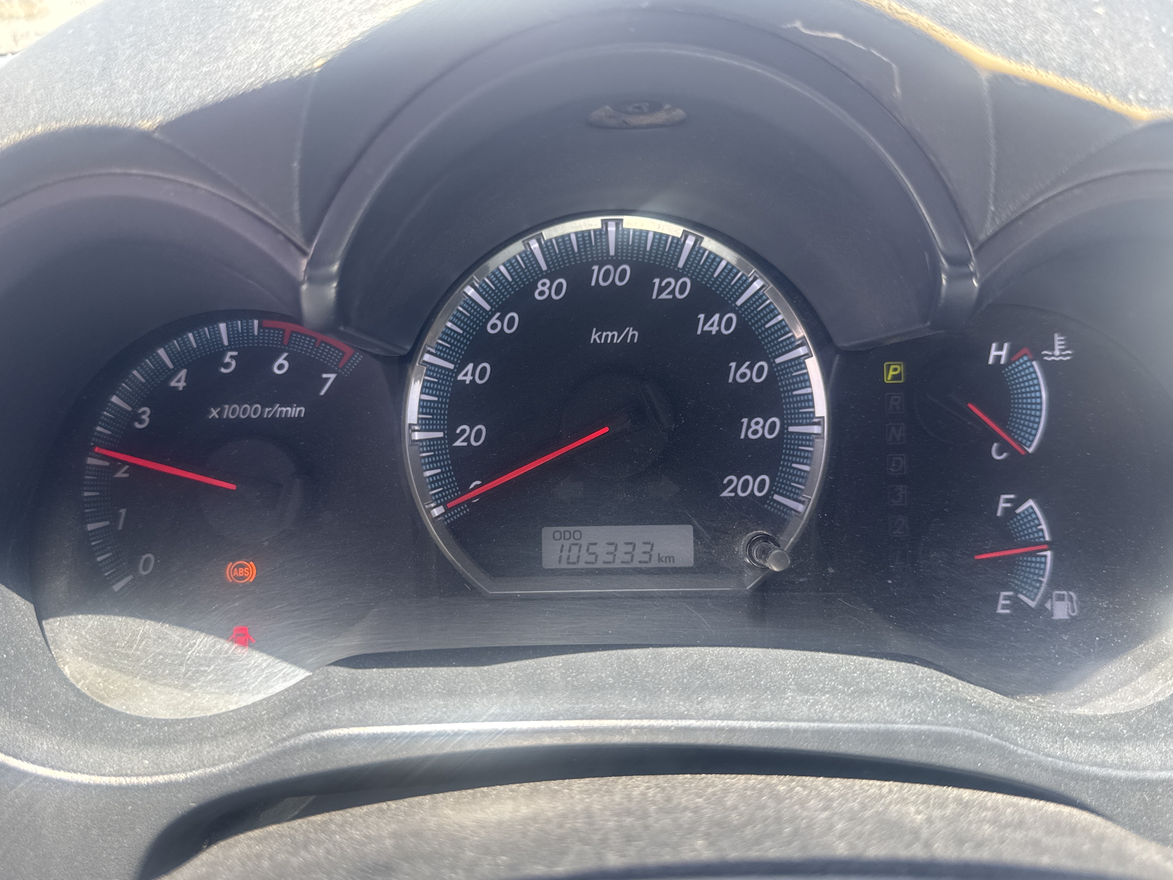 SUV-005-Toyota-Fortuner-SUVs-inspection-Interior-Instrument-cluster-2
