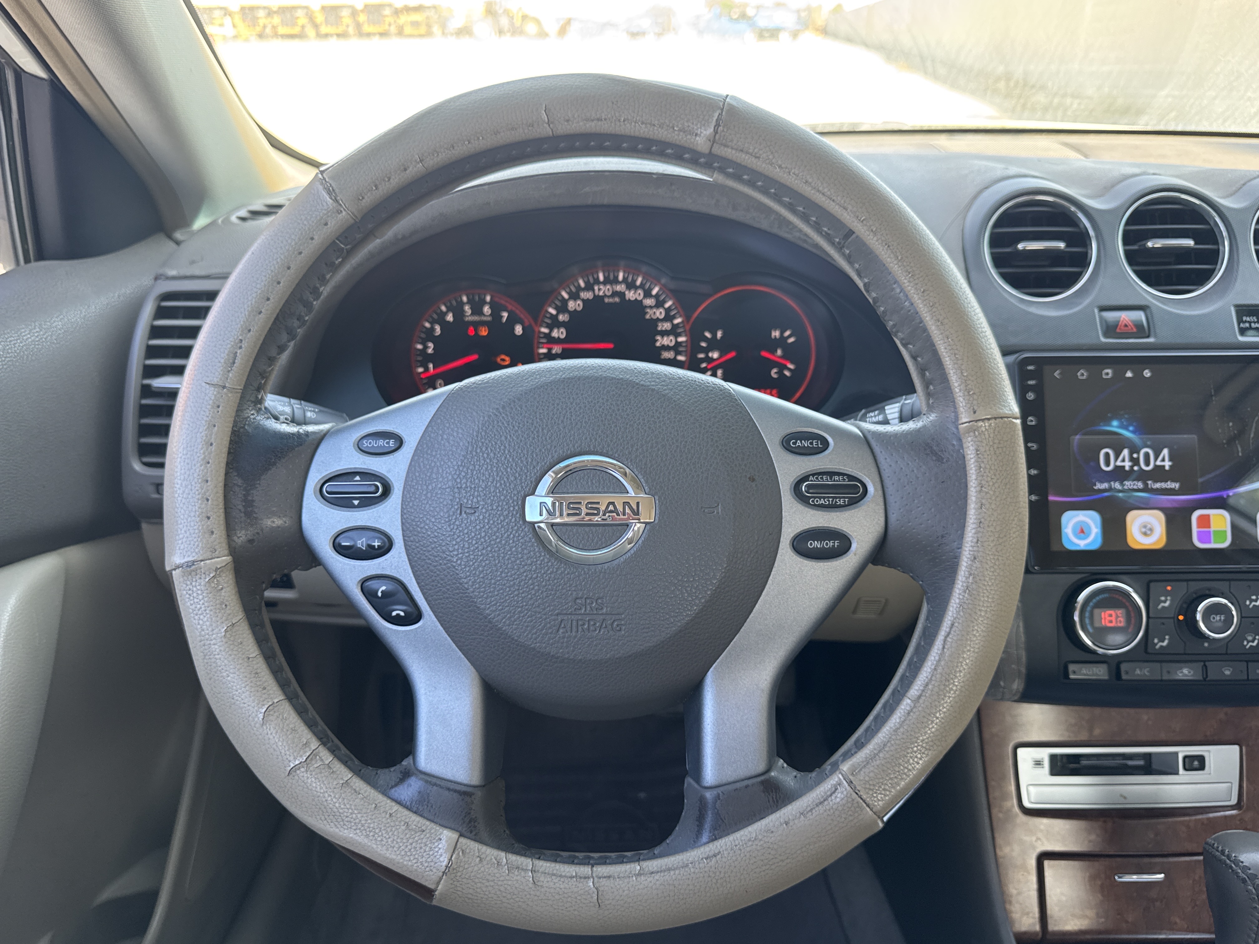 SEV-004-نيسان-Altima-سيارات-فحص-المظهر-الداخلي-عجلة-القيادة-1