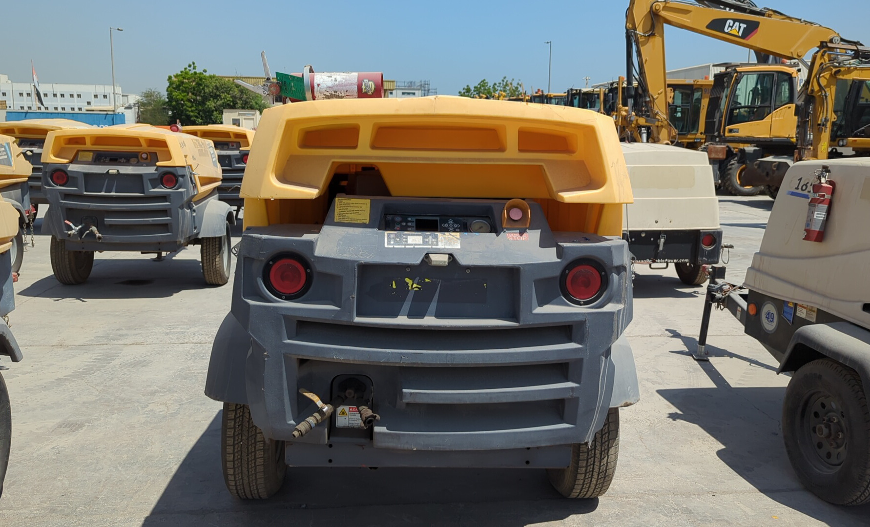 ACA-007-أطلس-كوبكو-XAS-185-T4F-كومبريسرات-هواء-فحص-الهيكل-الصبغ-4