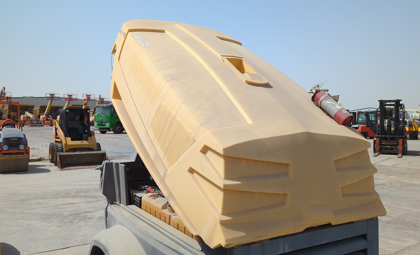 ACA-008-Atlas-Copco-XAS-185-T4F-Air-compressors-inspection-Structure-Canopy-1