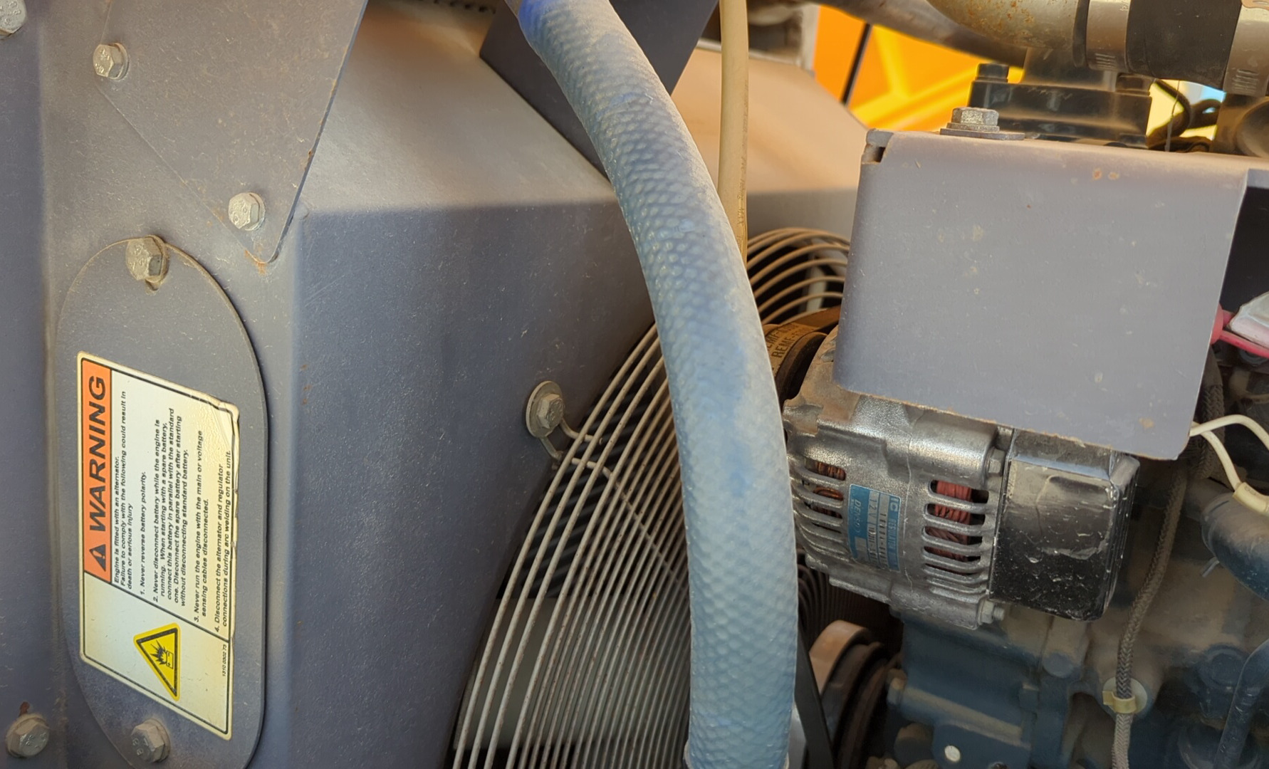 ACA-008-Atlas-Copco-XAS-185-T4F-Air-compressors-inspection-Engine-Hoses-1