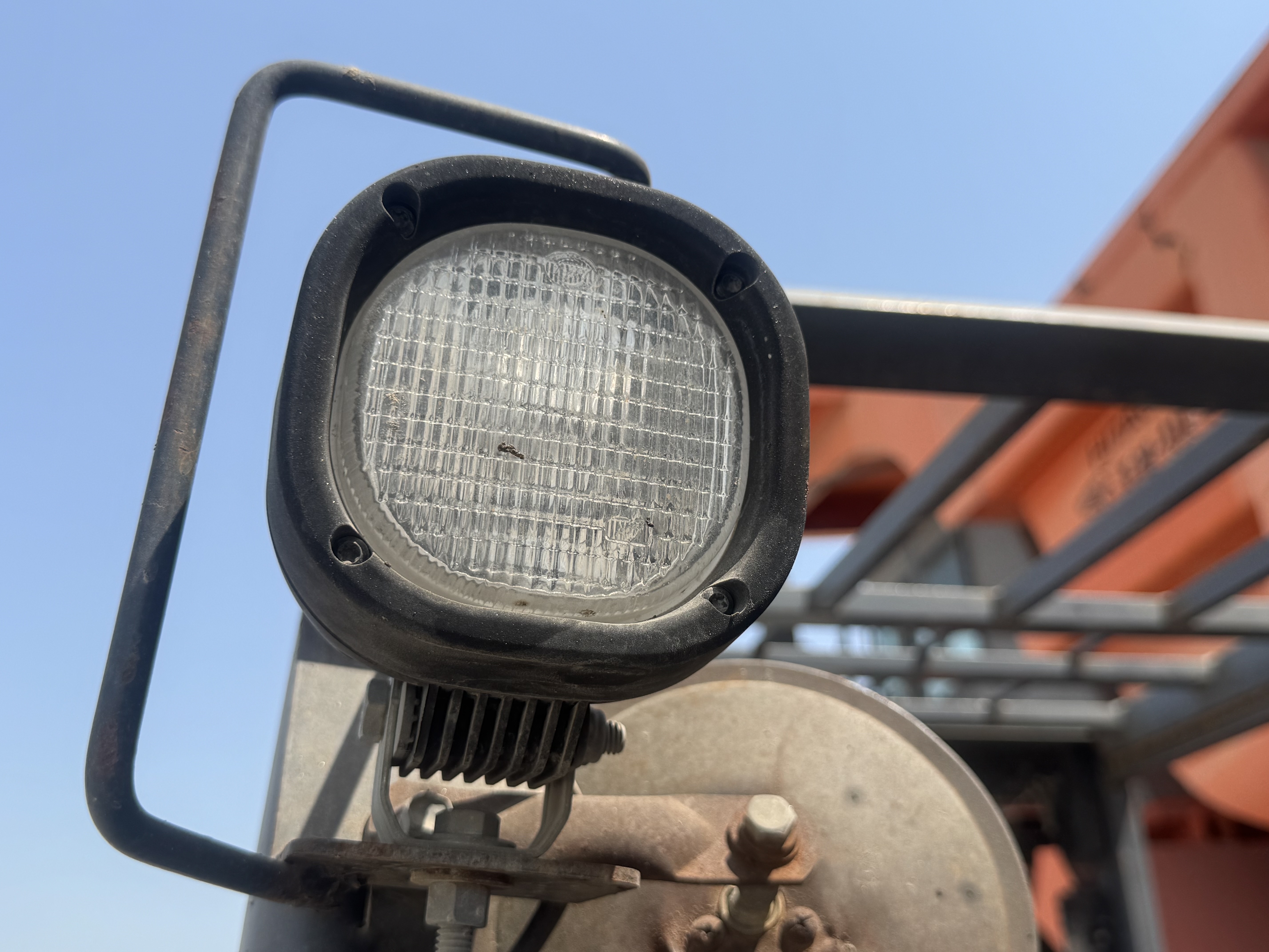 FLM-011-Toyota-8FDU30-Forklifts-inspection-Electronics-Lights-and-signals-1