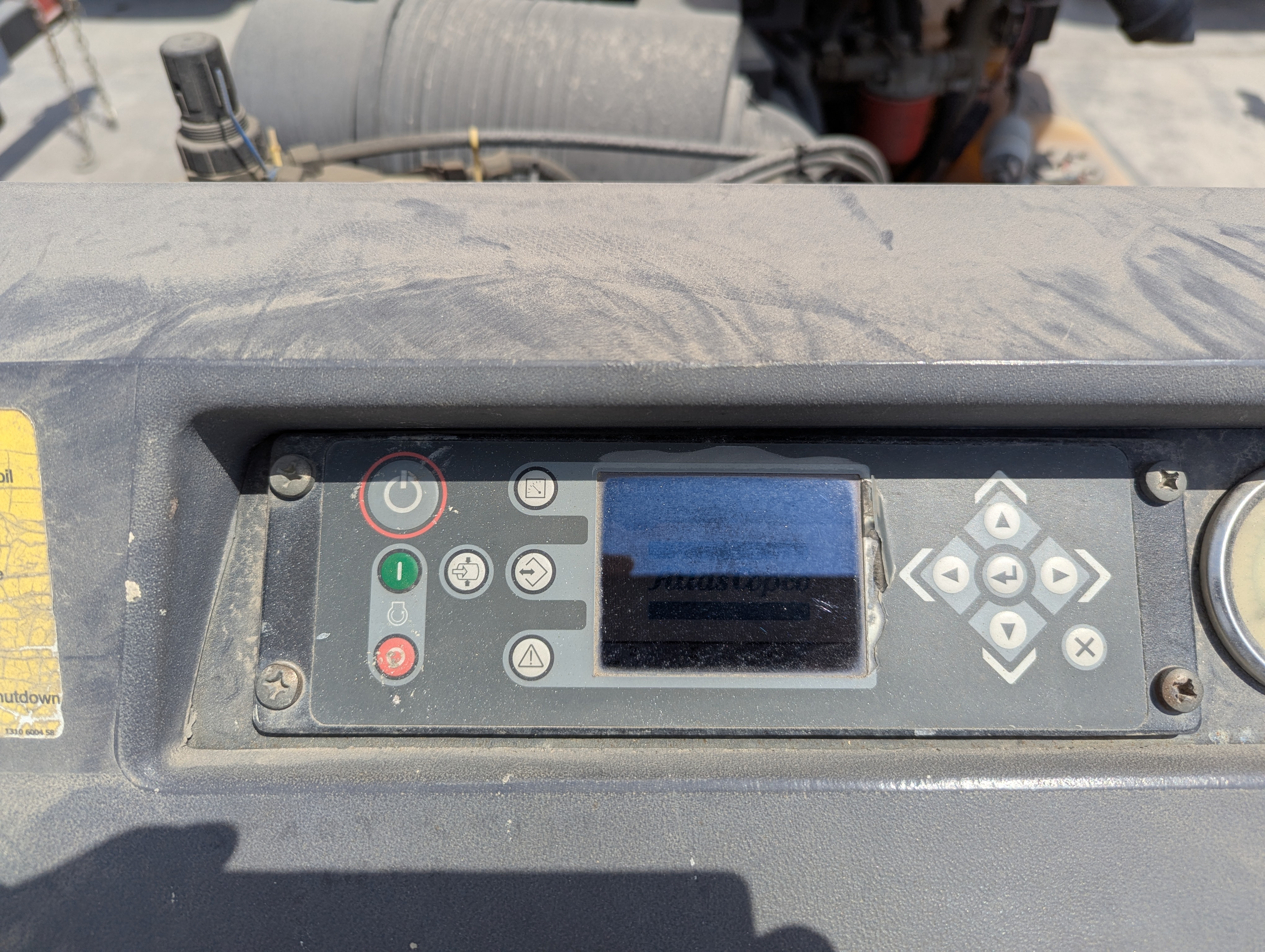 ACA-011-Atlas-Copco-XAS-185-T4F-Air-compressors-inspection-Electronics-Electronic-instrument-board-1