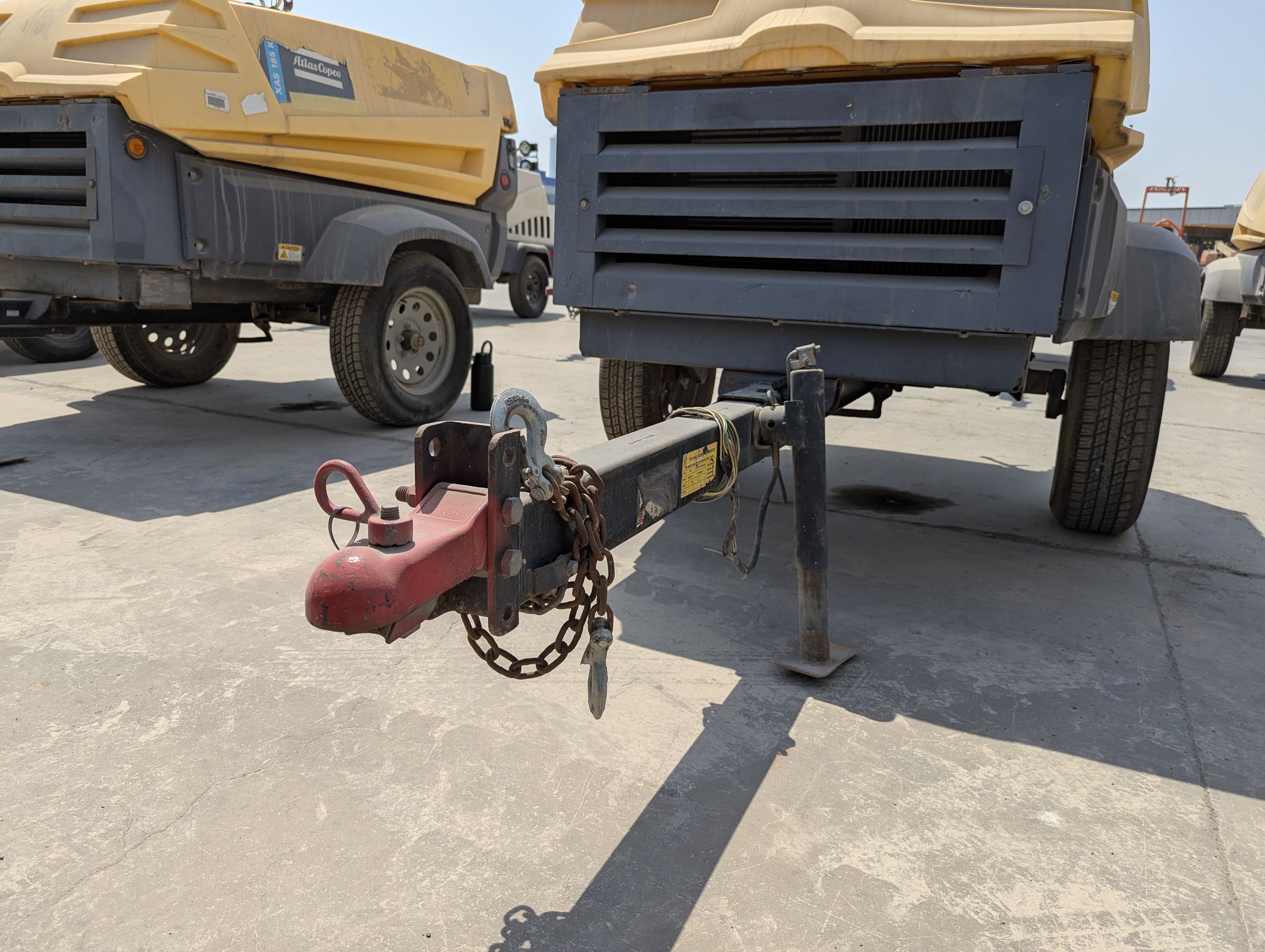 ACA-011-Atlas-Copco-XAS-185-T4F-Air-compressors-inspection-Structure-Tow-bar-1