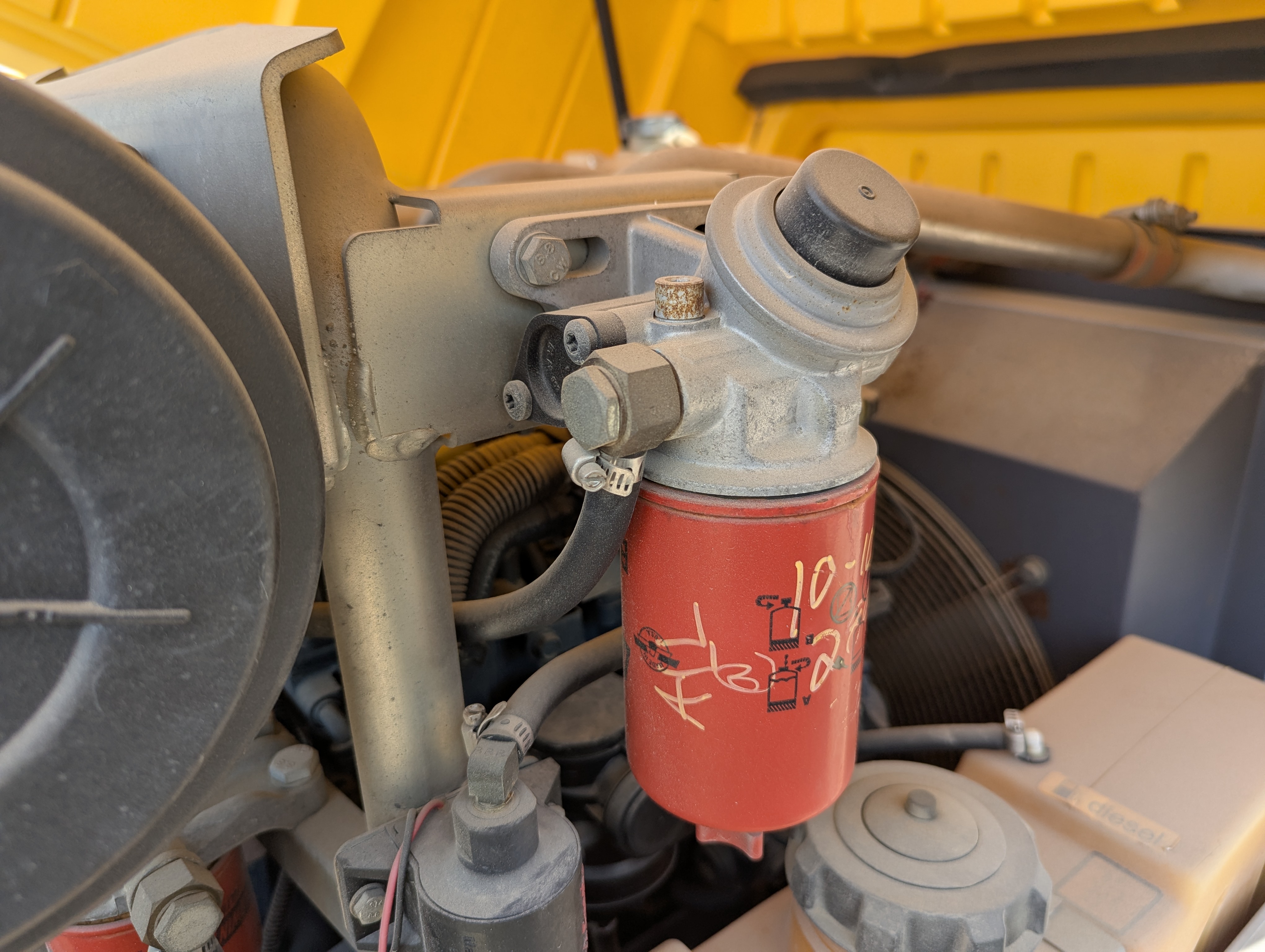 ACA-011-Atlas-Copco-XAS-185-T4F-Air-compressors-inspection-Engine-Fuel-leaks-1