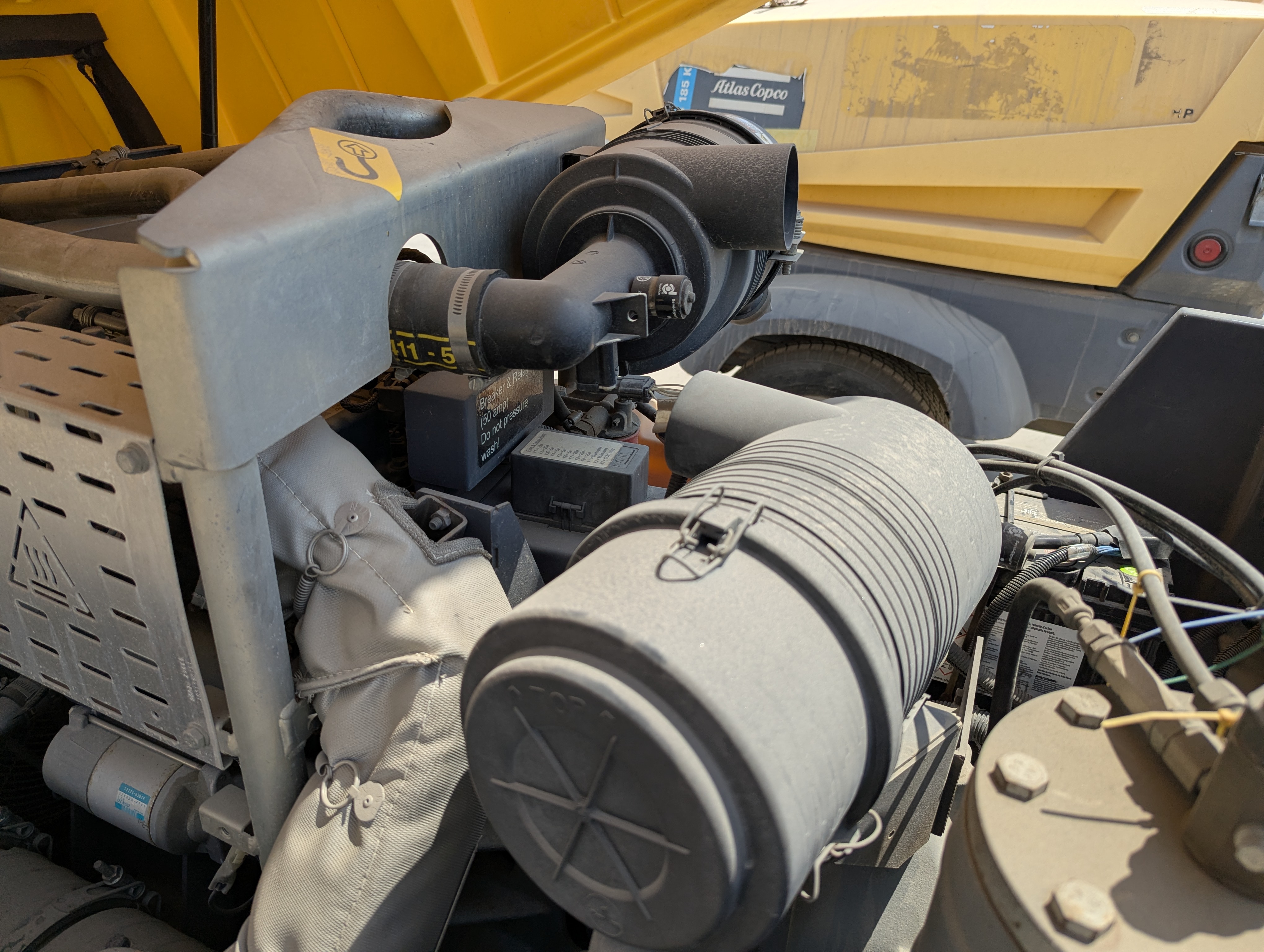ACA-011-Atlas-Copco-XAS-185-T4F-Air-compressors-inspection-Engine-Air-intake-system-1