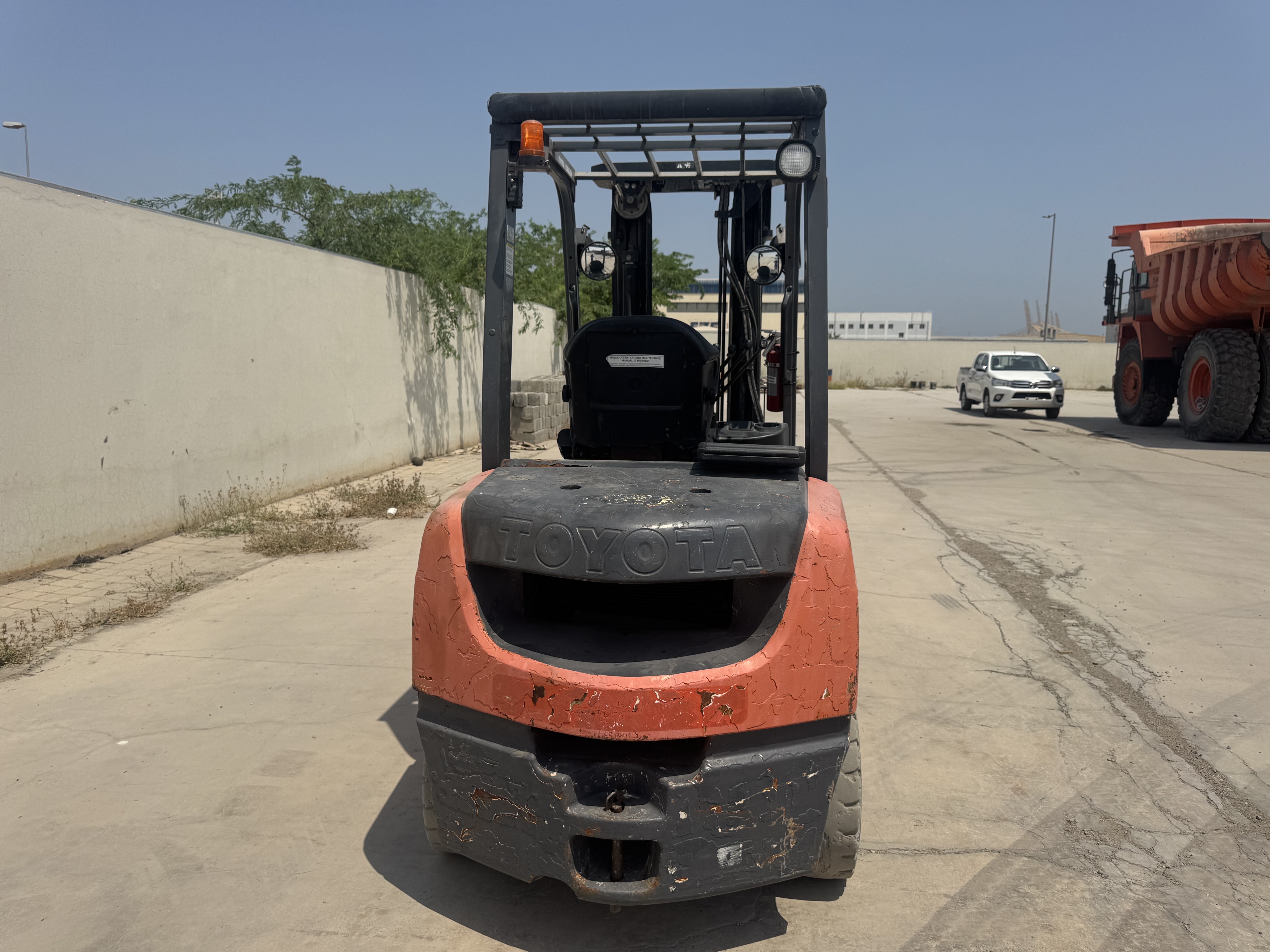 FLM-011-Toyota-8FDU30-Forklifts-inspection-Structure-Paint-1