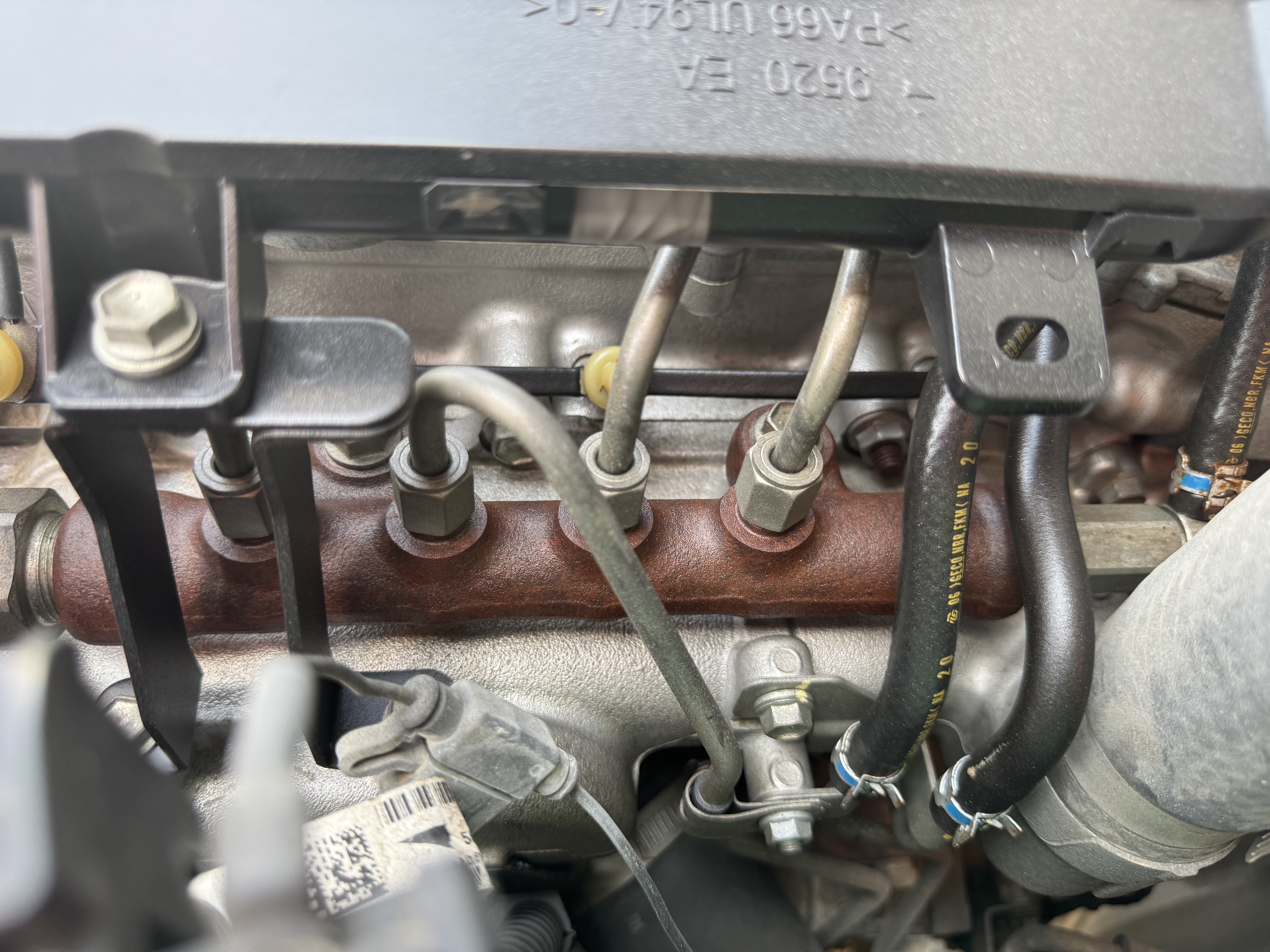 FLM-011-Toyota-8FDU30-Forklifts-inspection-Engine-Fuel-leaks-1