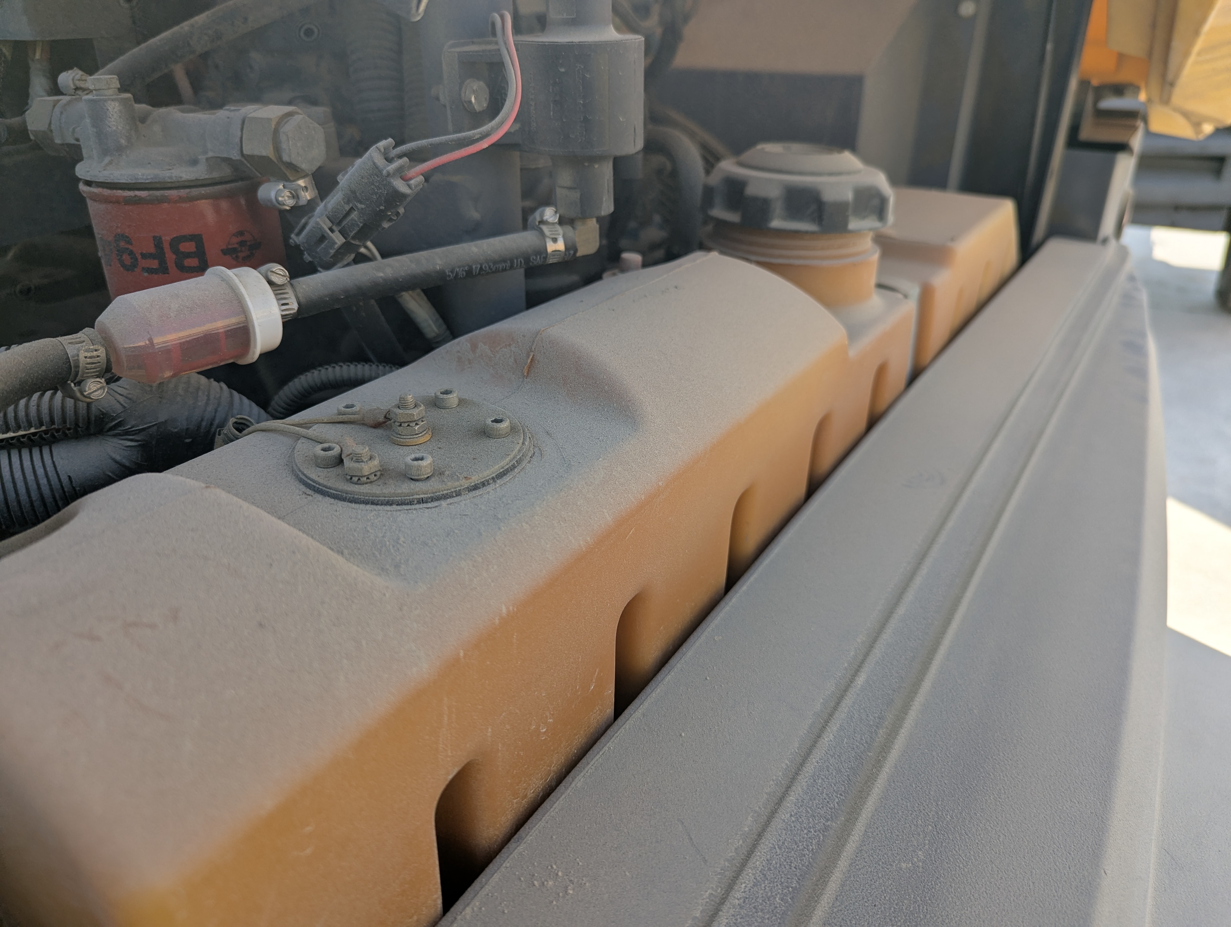 ACA-015-Atlas-Copco-XAS-185-T4F-Air-compressors-inspection-Engine-Fuel-tank-1